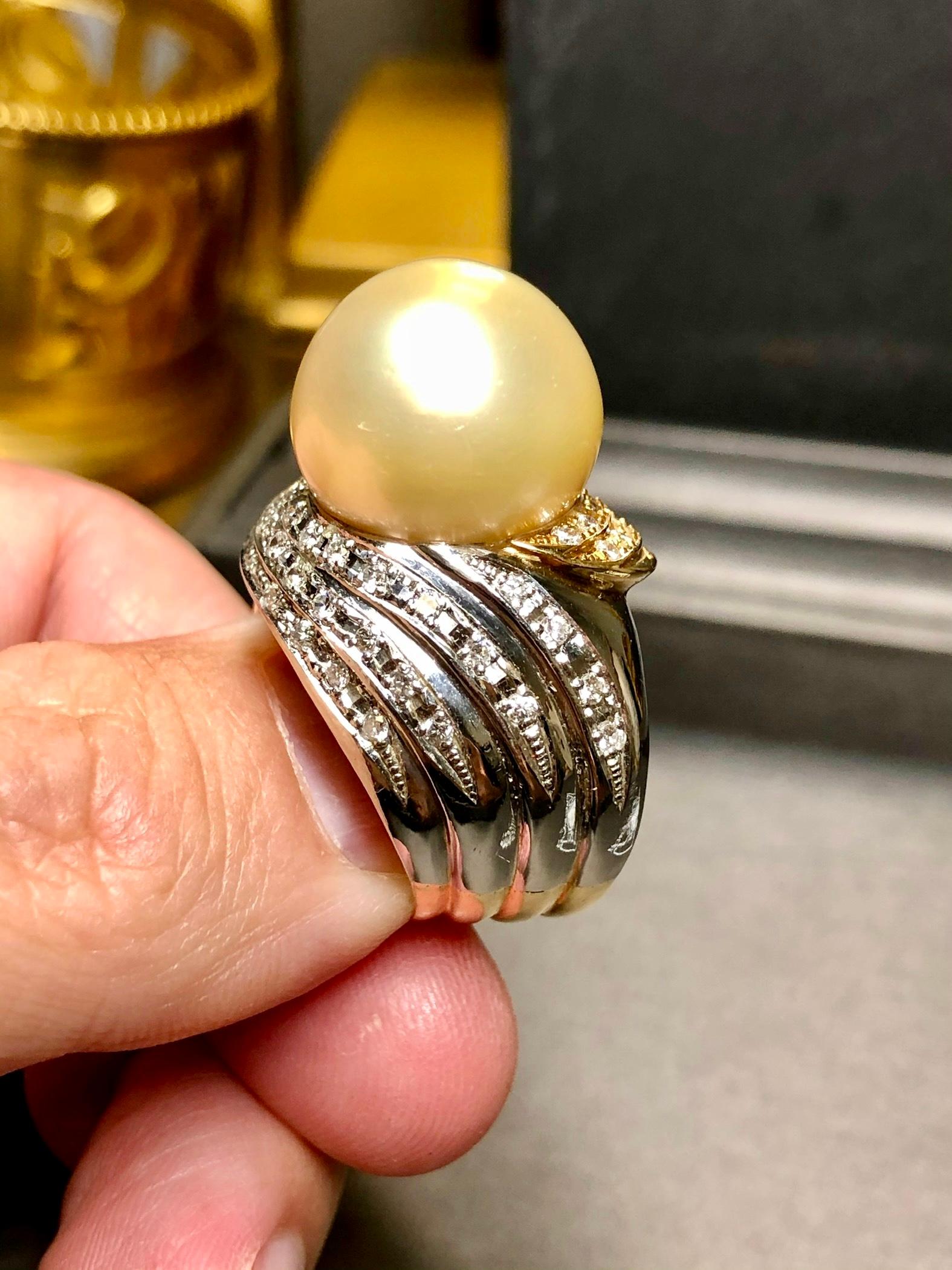 Estate 18K Two Tone Diamond Gold South Sea Pearl Cocktail Ring 16.30mm  Sz 7 For Sale 4