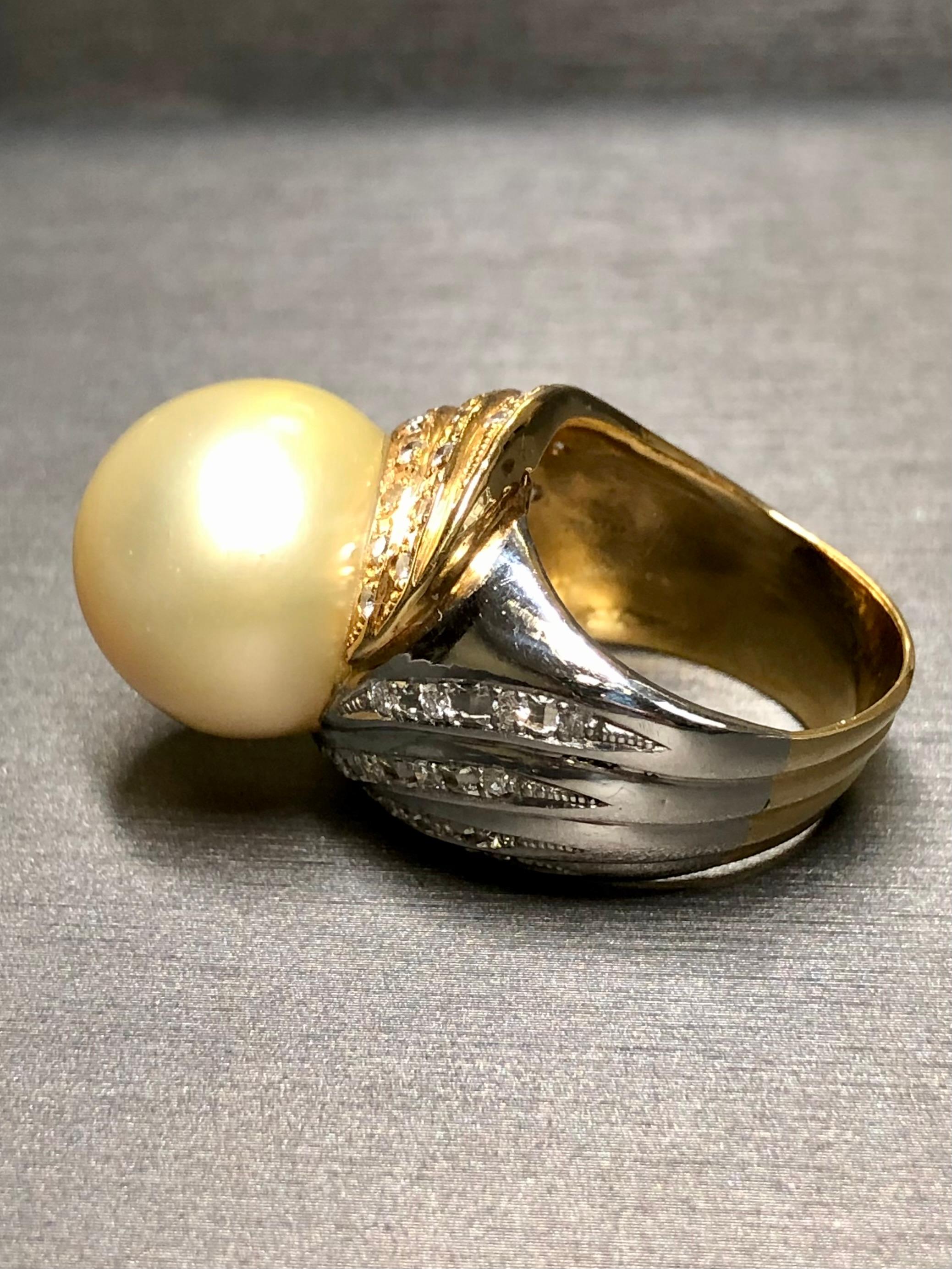 Contemporary Estate 18K Two Tone Diamond Gold South Sea Pearl Cocktail Ring 16.30mm  Sz 7 For Sale
