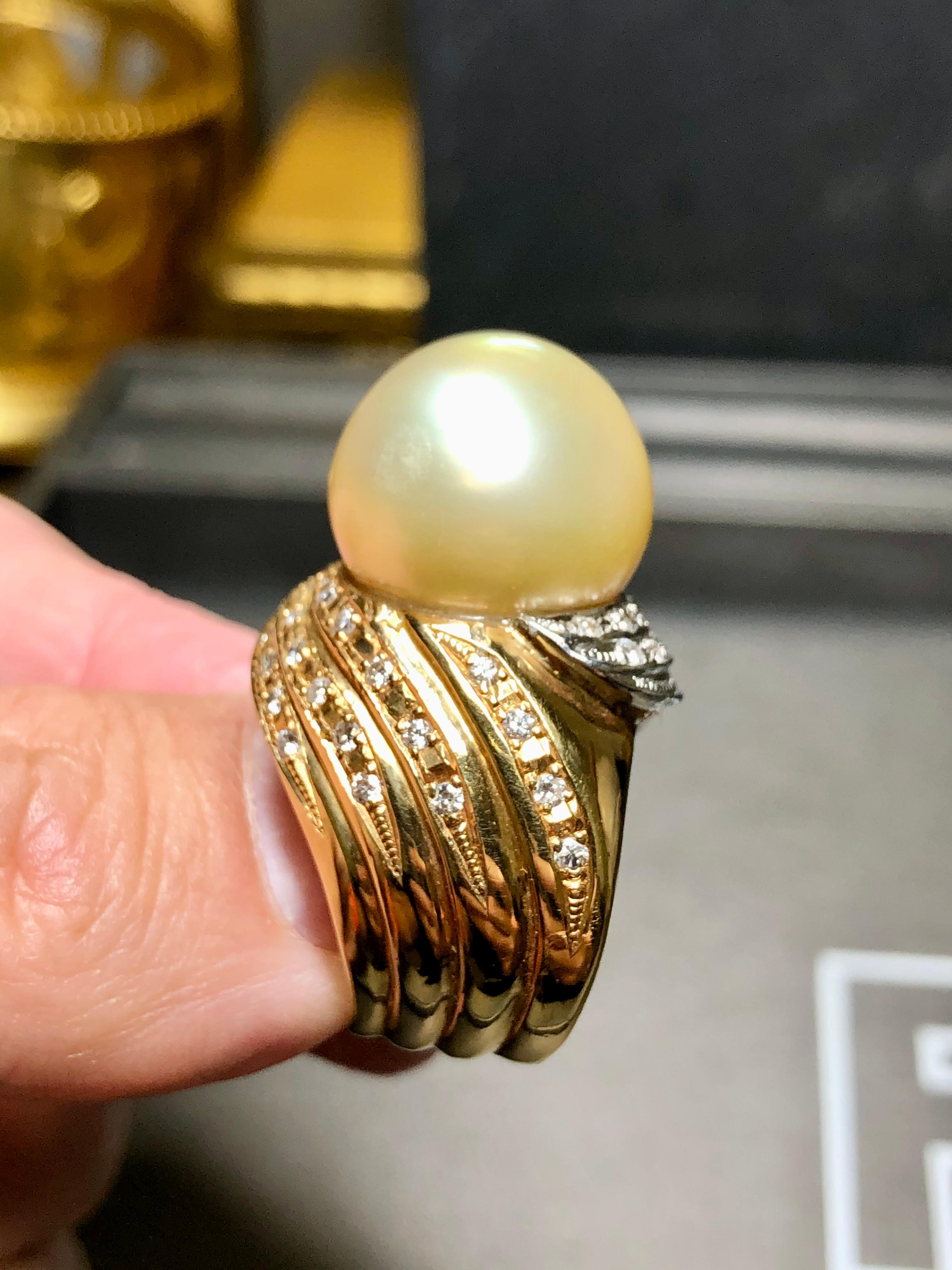 Estate 18K Two Tone Diamond Gold South Sea Pearl Cocktail Ring 16.30mm  Sz 7 For Sale 3