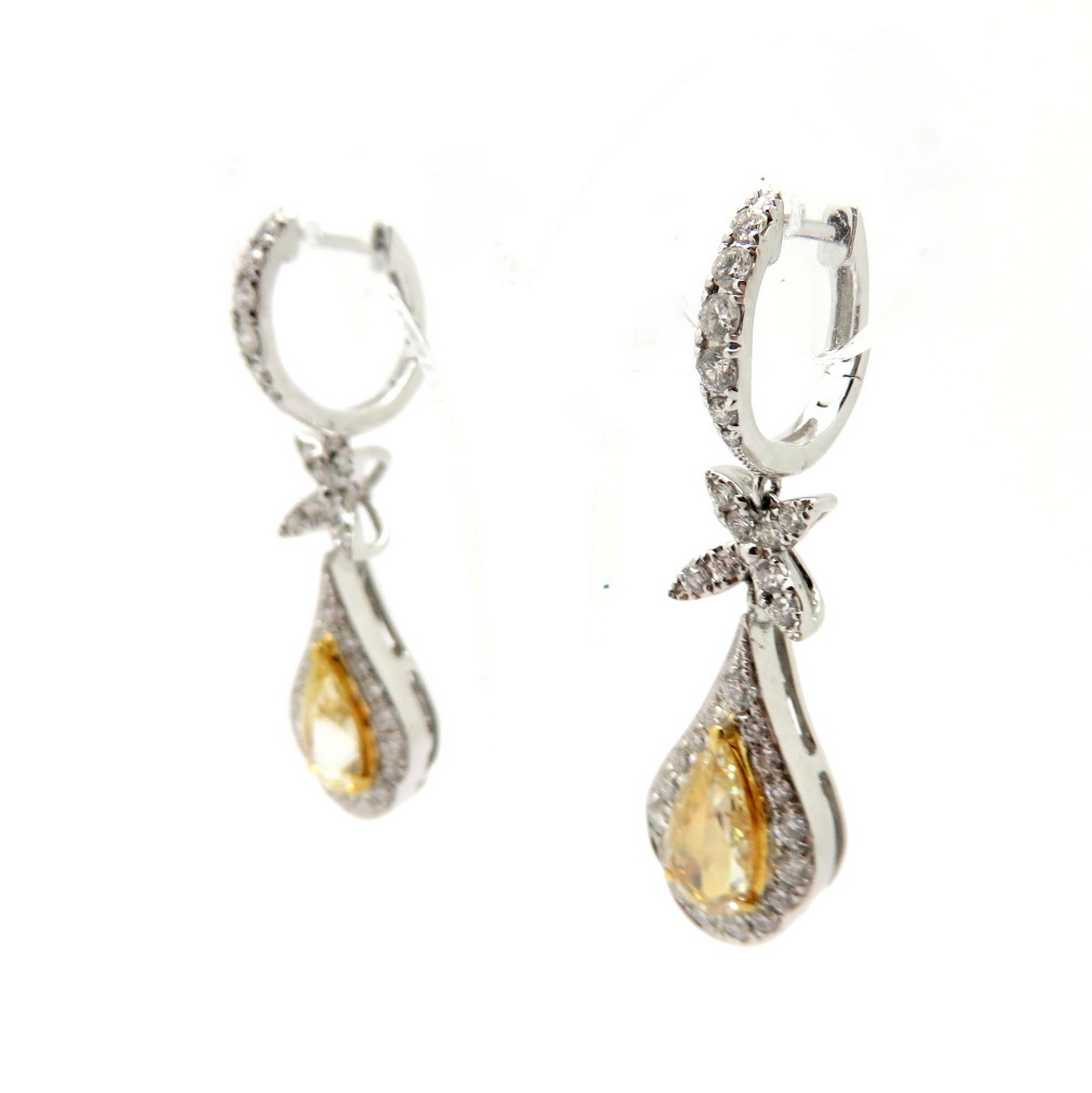 Estate 18K Two-Tone Gold Dangle Hoop Rose Cut Yellow Diamond Fashion Earrings In Excellent Condition For Sale In Scottsdale, AZ
