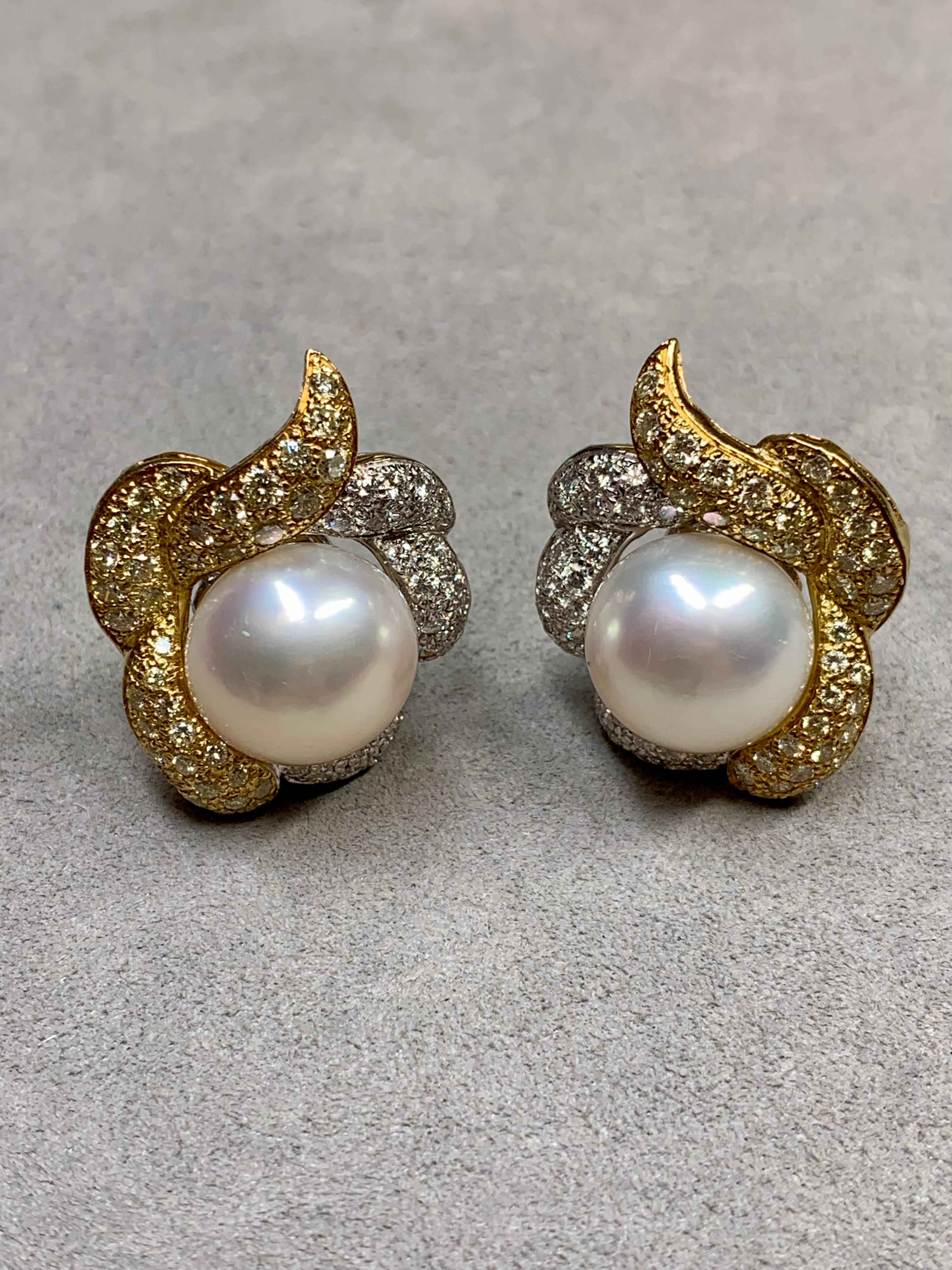 Round Cut Estate 18K Two Tone Pavé Diamond South Sea Pearl Huggie Clip-On Earrings 4.25ctw For Sale