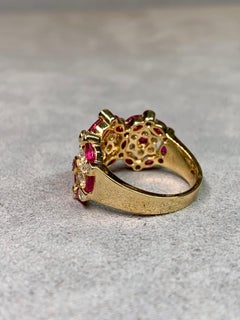 Estate 18K Vivid Marquise Ruby & Diamond Triple Abschnitt Floral Wide Band Ring