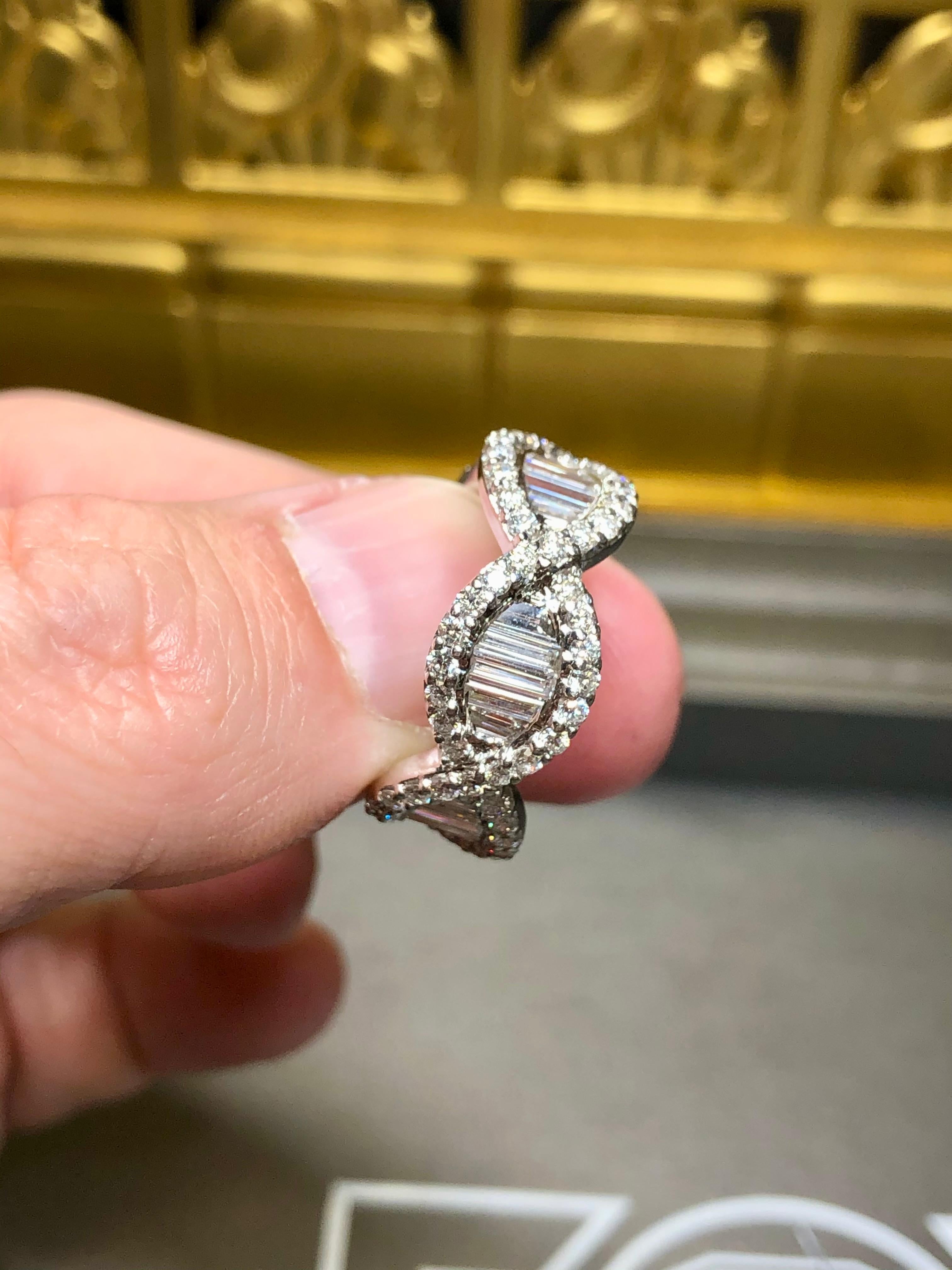 Women's or Men's Estate 18K White Baguette Round Diamond G - Vs Wave Eternity Band 4.25cttw Sz 8 For Sale