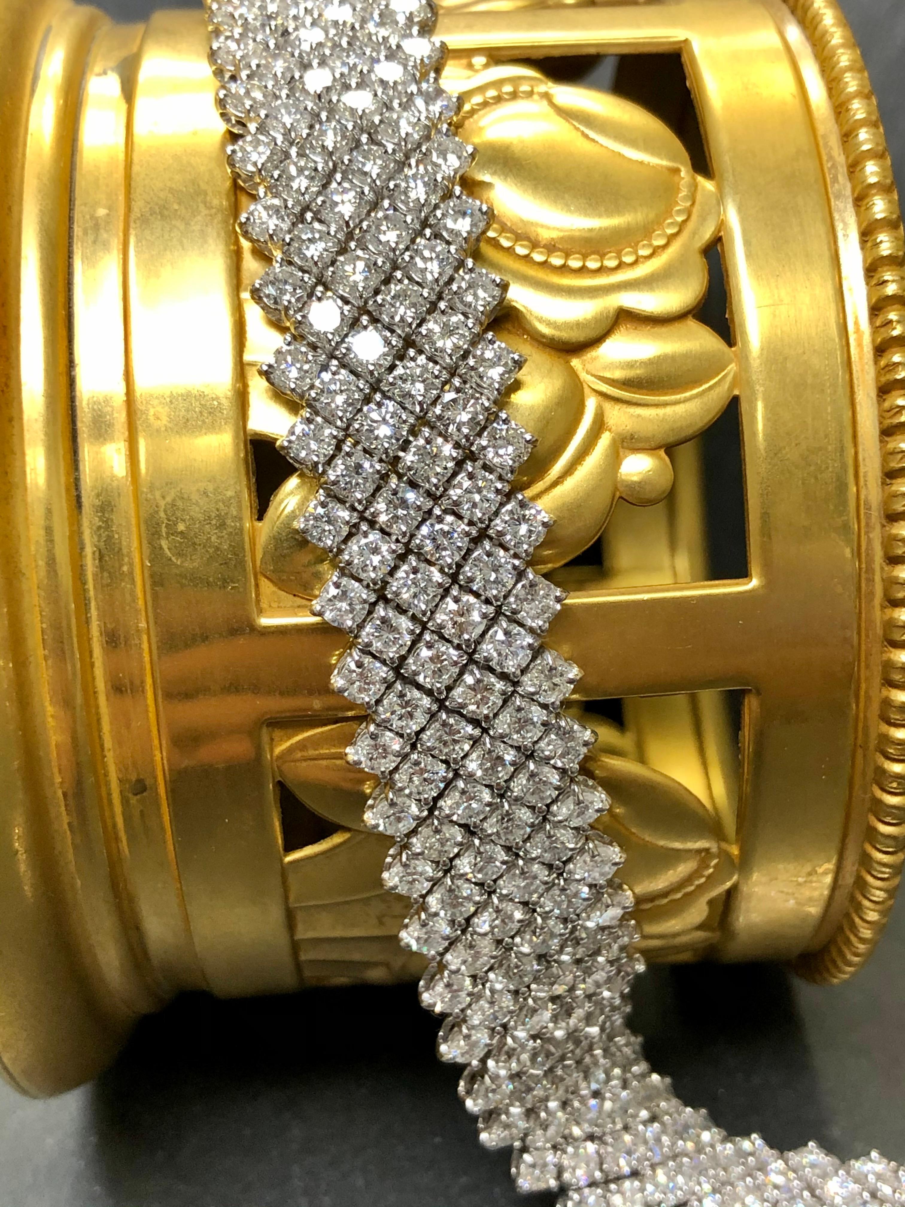 Contemporary Estate 18k White Diamond Wide Flexible Cocktail Bracelet 23.10cttw For Sale