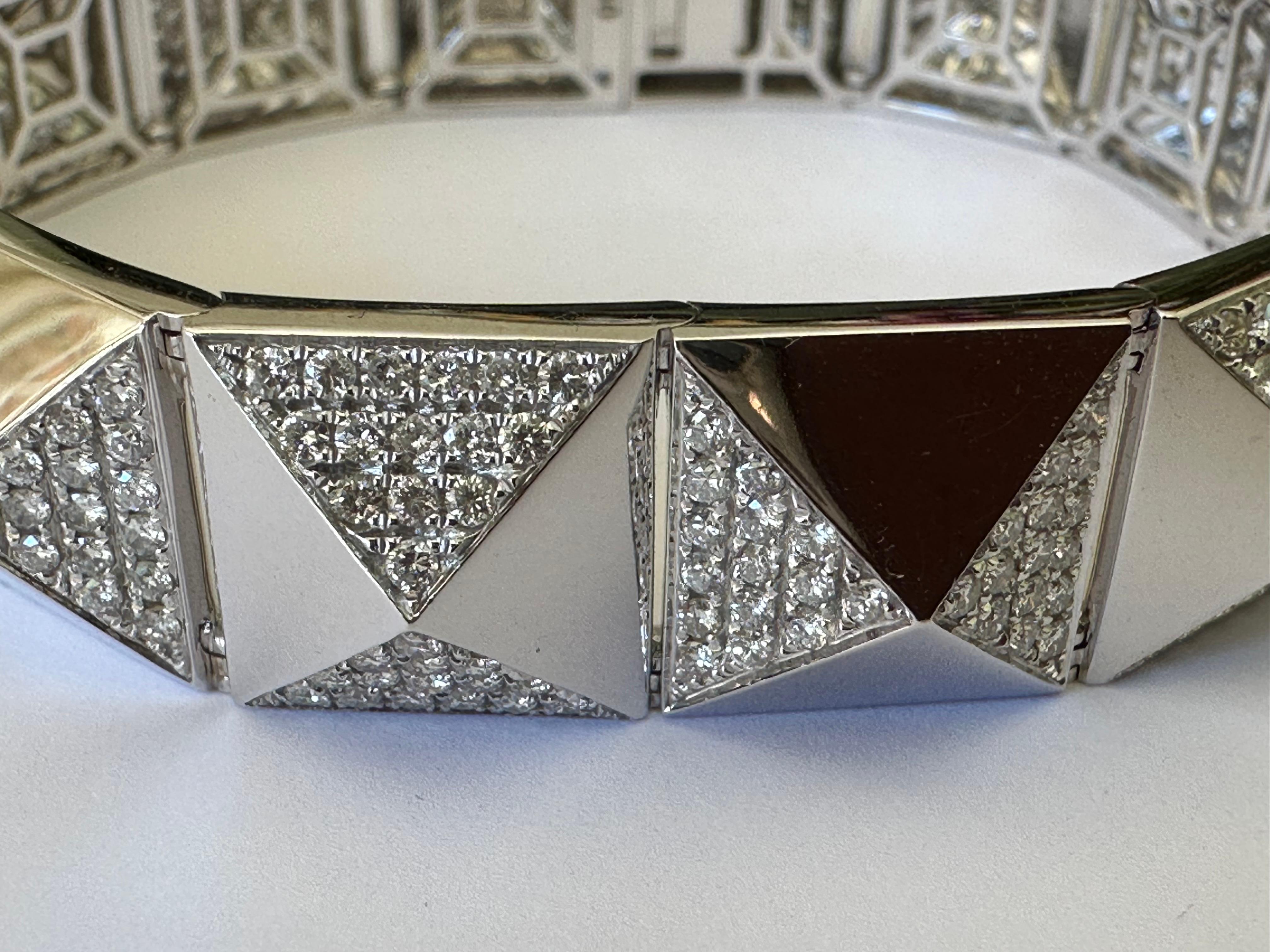 Women's Estate 18K White Gold and Pave Diamond Pyramid Link Bracelet For Sale