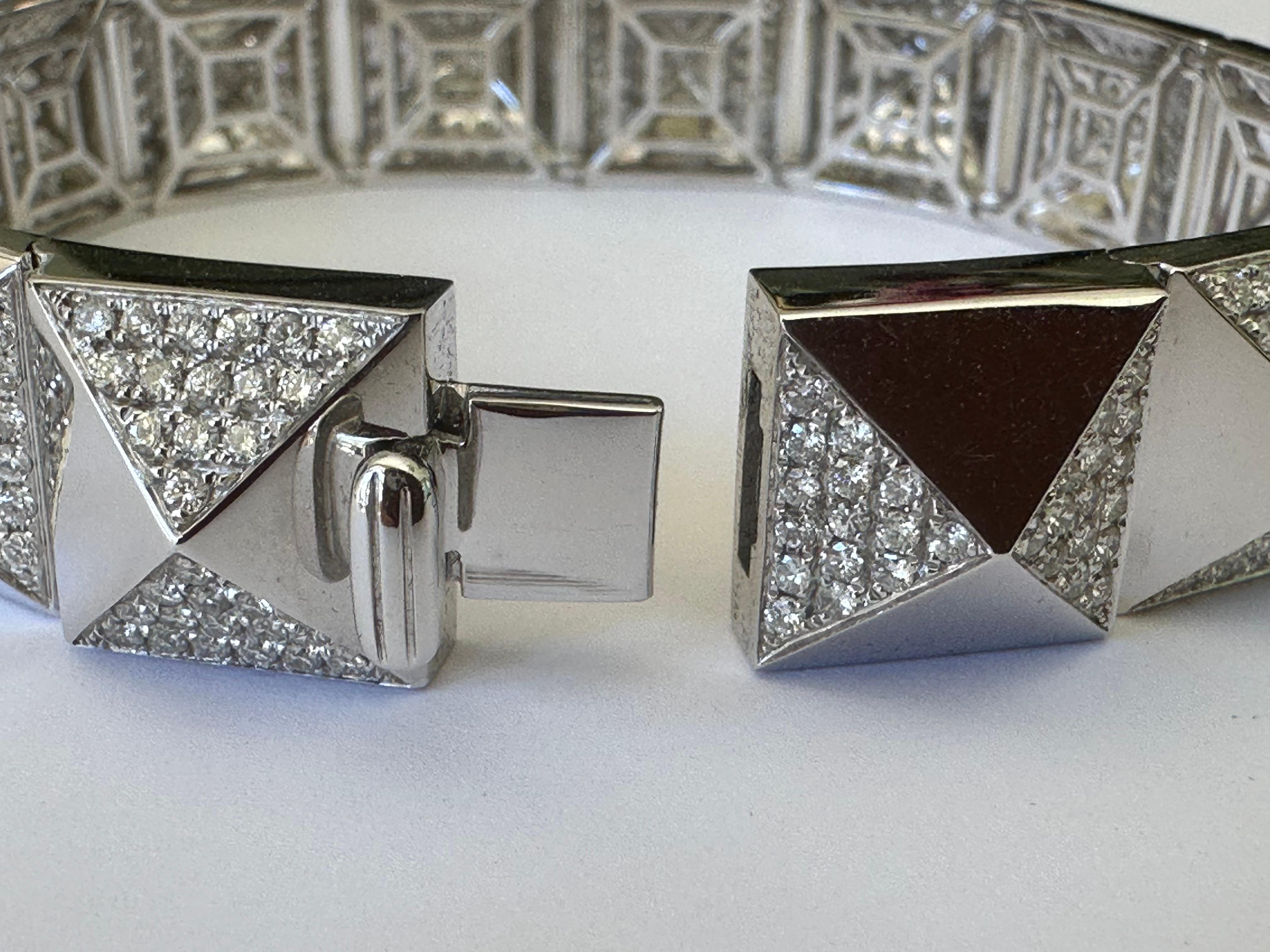 Estate 18K White Gold and Pave Diamond Pyramid Link Bracelet For Sale 2