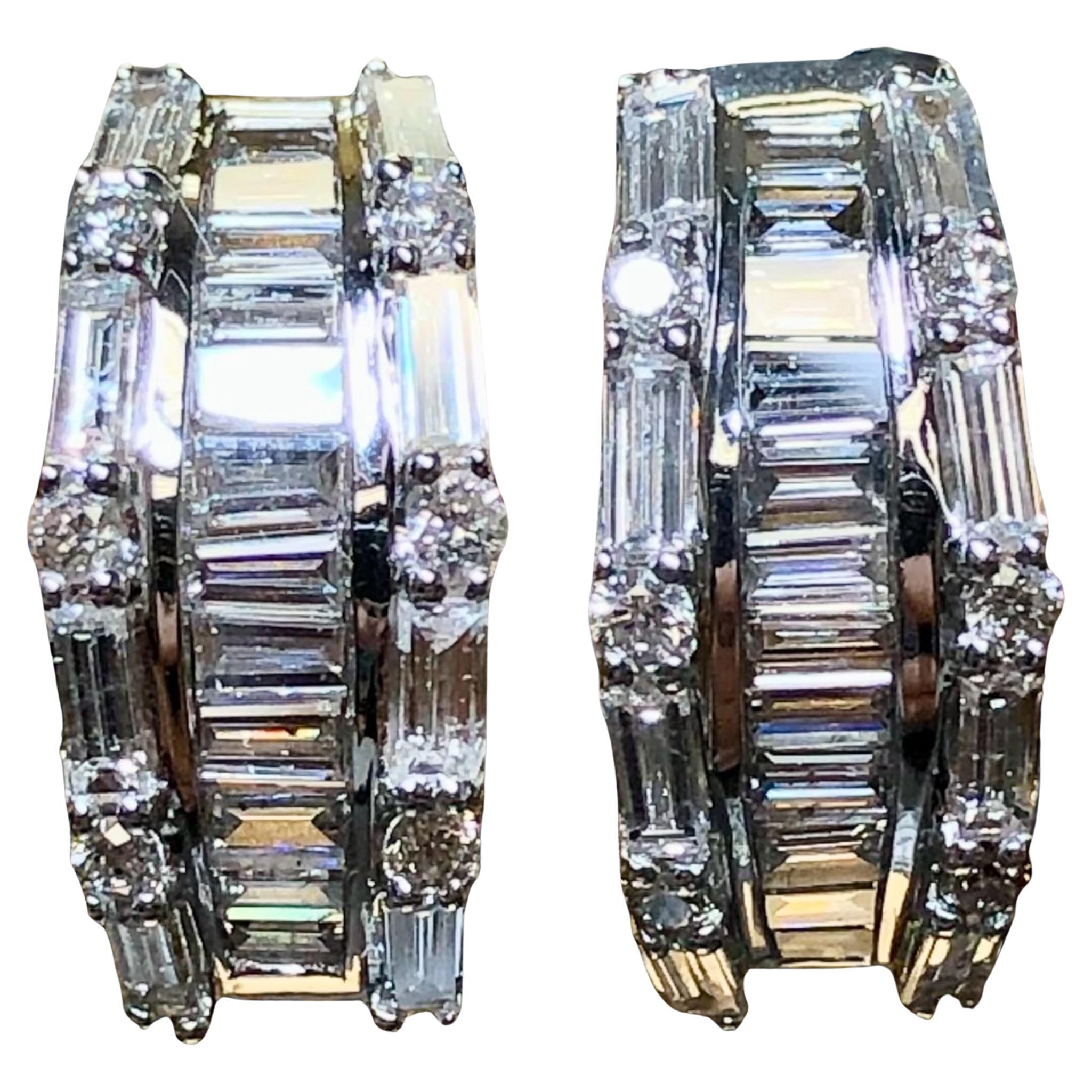 Estate 18K White Gold Baguette Round Diamond Shrimp Huggie Earrings 2.60cttw