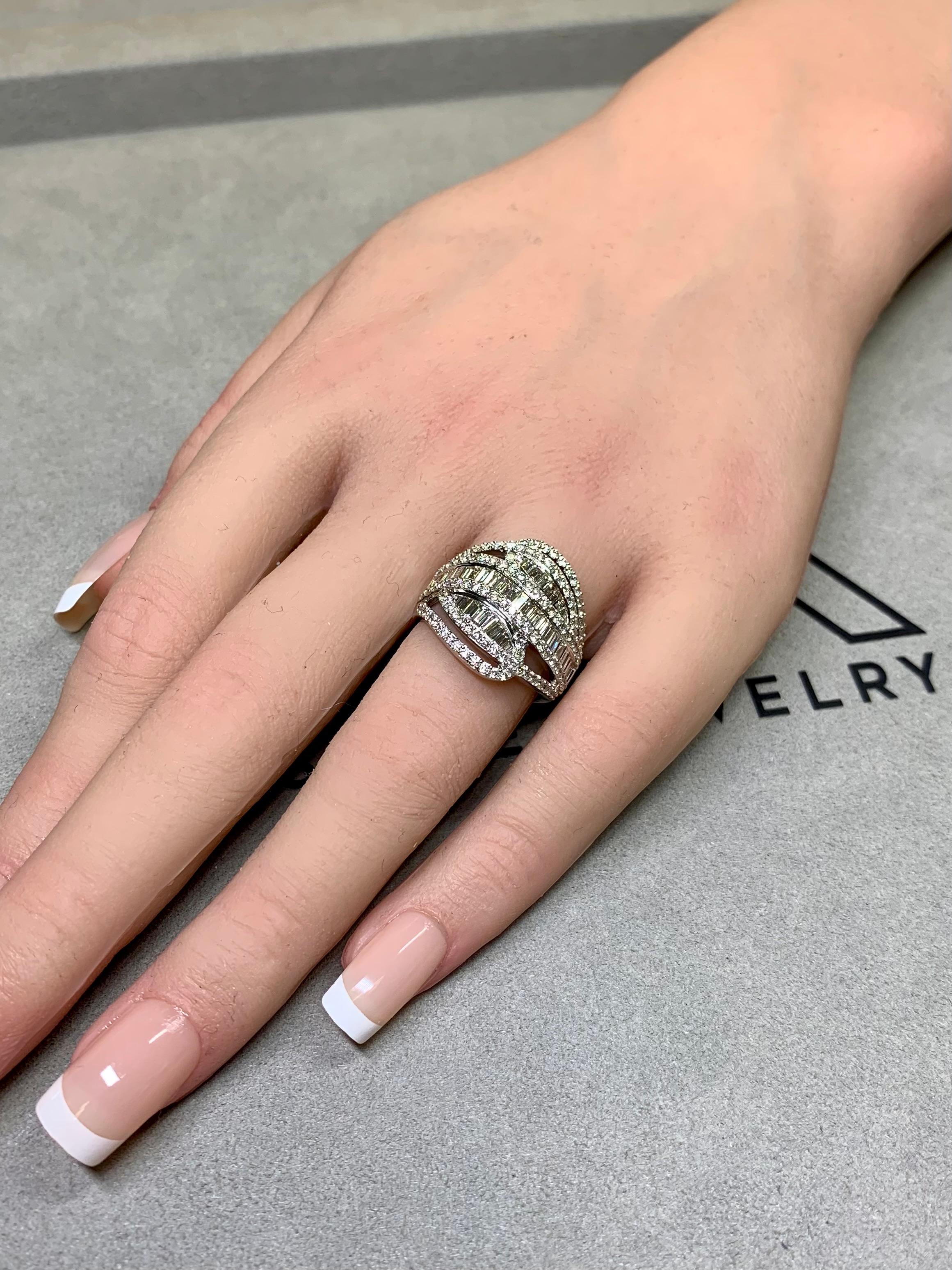 Women's or Men's Estate 18K White Gold Baguette Round Diamond Wide Openwork Cocktail Ring Sz 6.5 For Sale