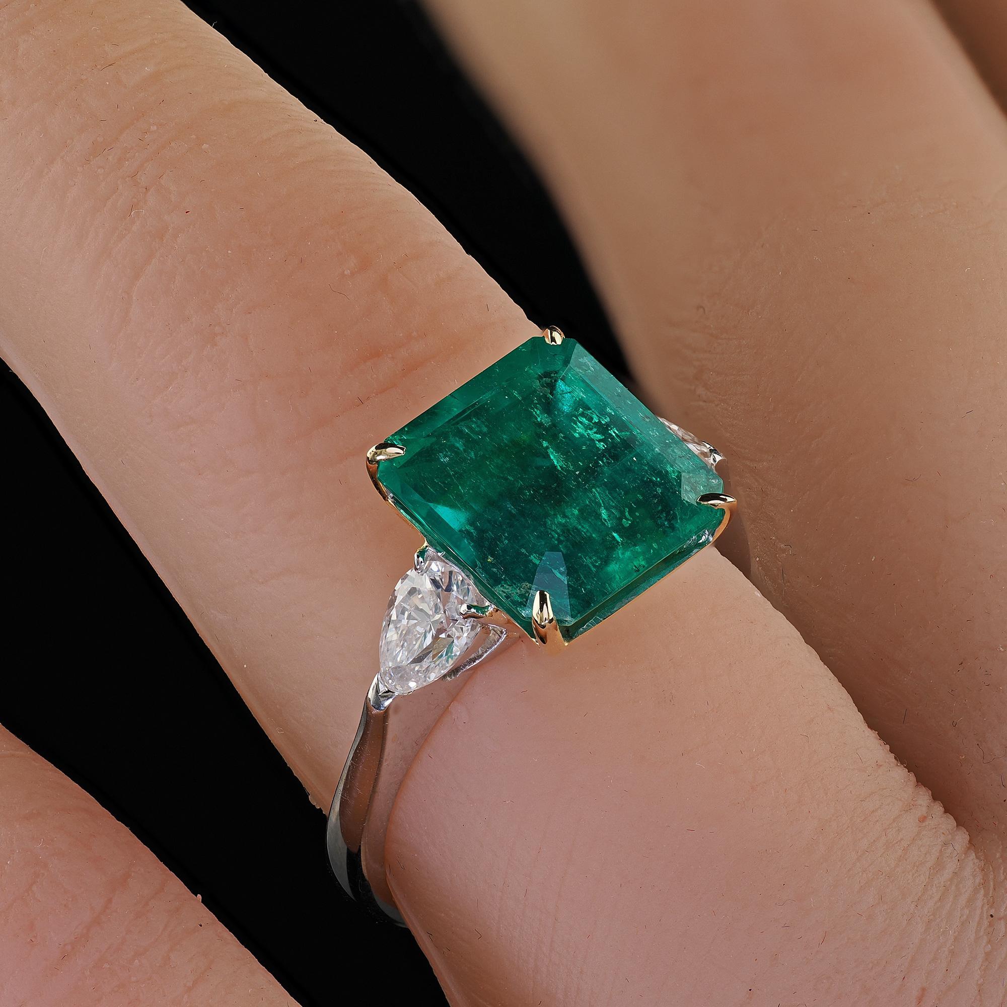 Estate 18K White Gold Colombian Emerald and Pear Diamond Engagement Ring - GIA For Sale 4