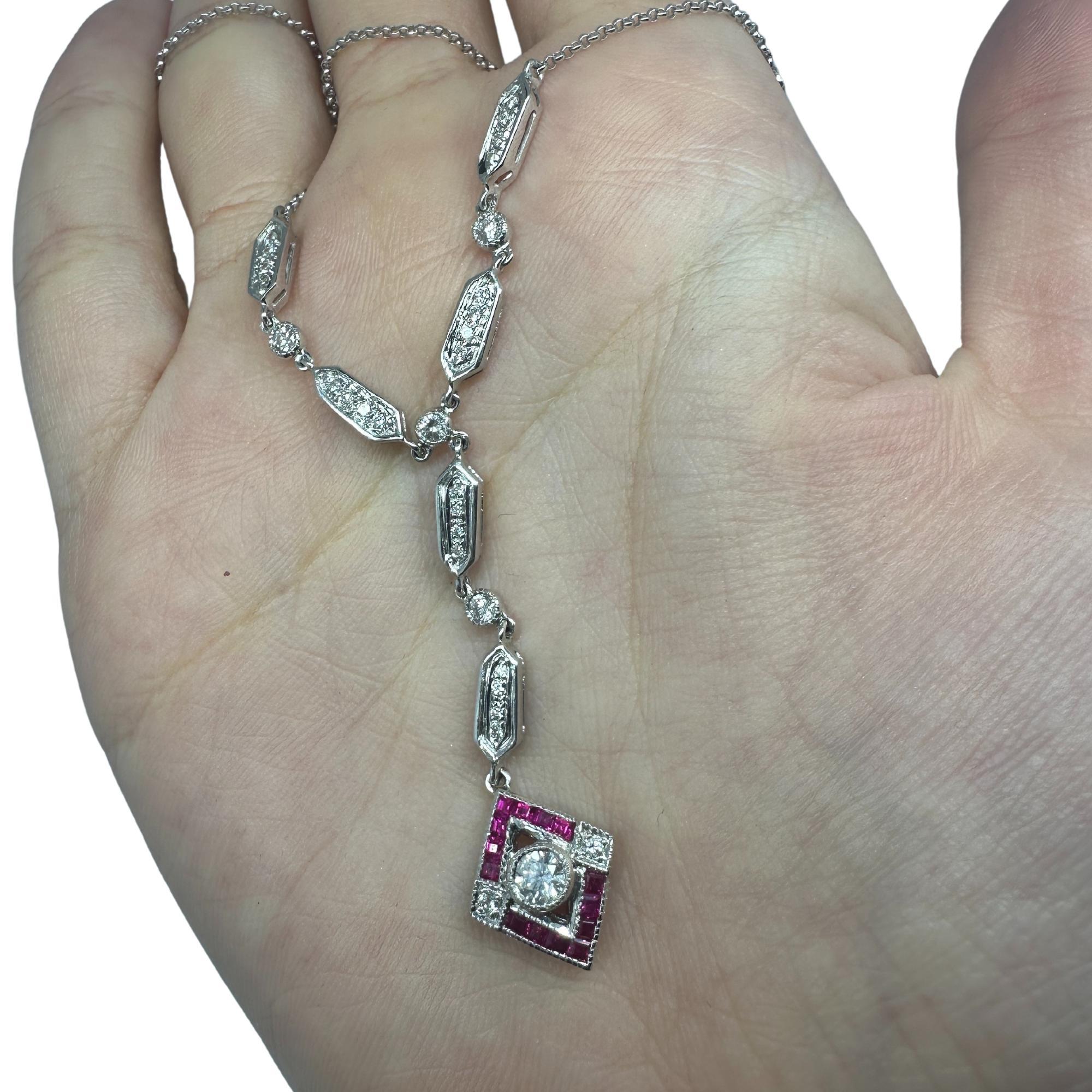 Estate Collier en Y en or blanc 18K avec diamants et rubis en vente 5