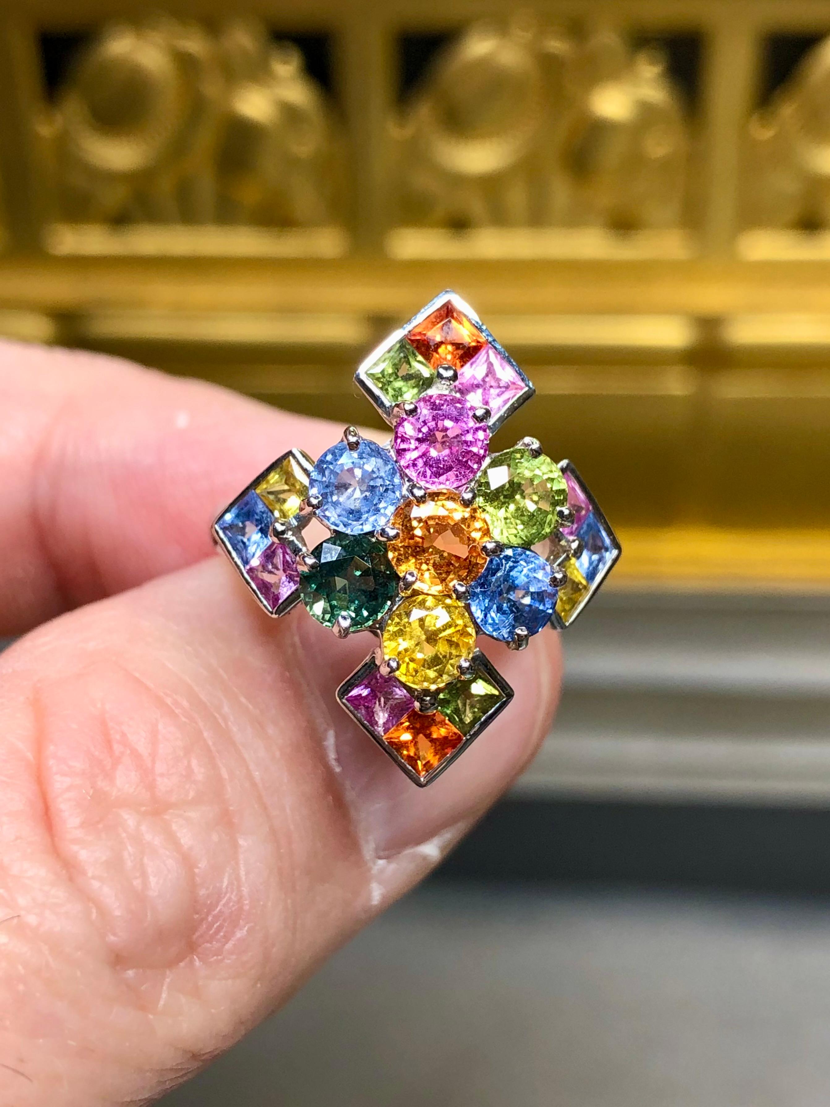 Estate 18K White Gold Multicolored Sapphire Cross Cocktail Ring Sz 5.75 5.05cttw In Excellent Condition For Sale In Winter Springs, FL