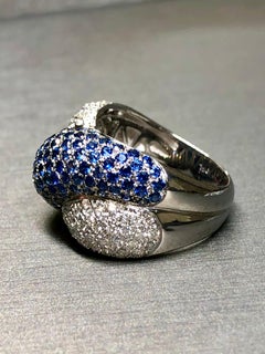 Estate 18K Weißgold Pavé Diamant Saphir X Crossover Cocktail Ring 4,28ctw