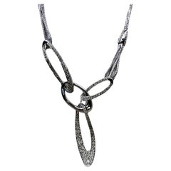 Estate Collier pendentif contemporain en or blanc 18K Pavé de diamants triple ovale 4.35ct