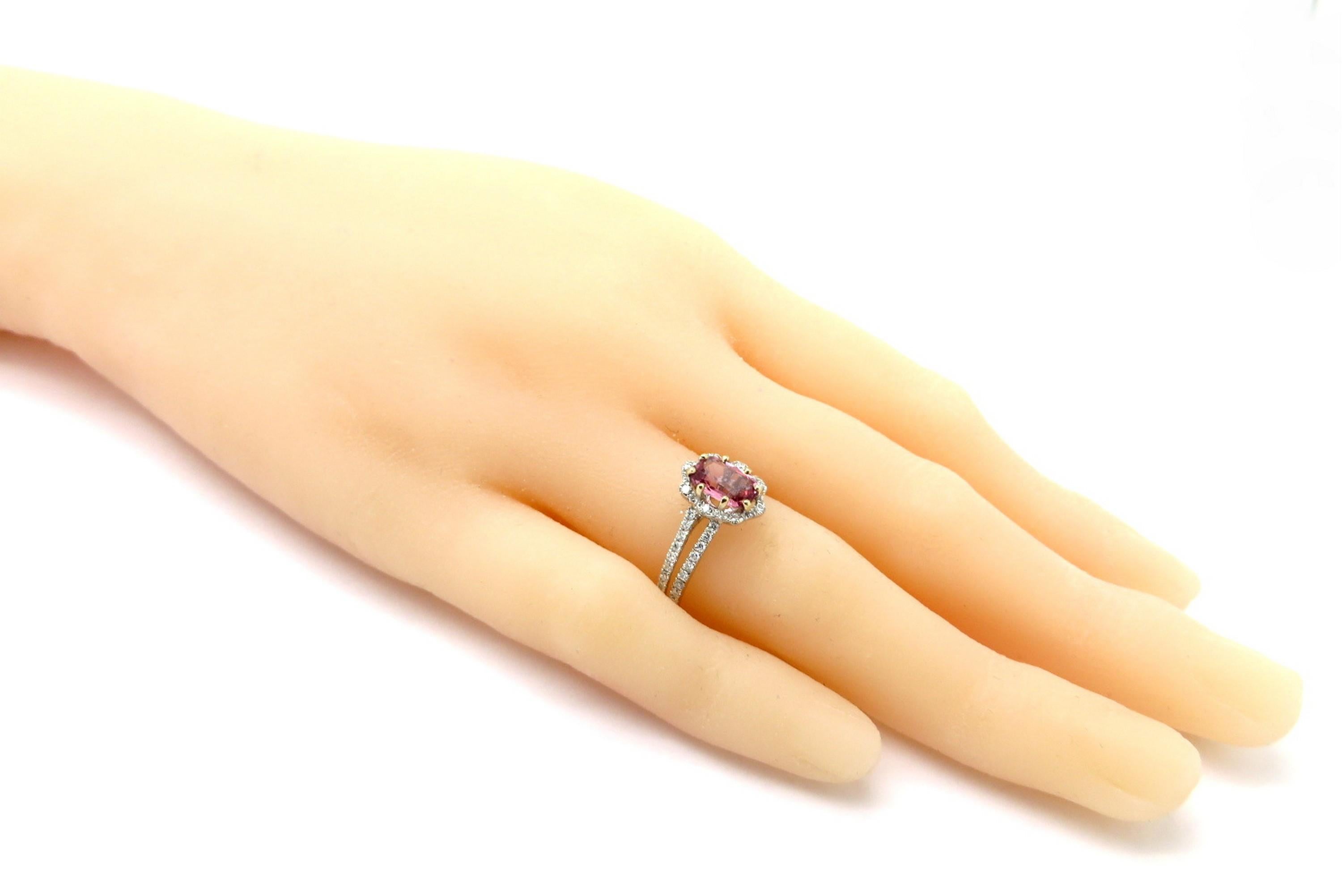 Estate 18 Karat White Gold Pink Spinel and Diamond Fashion Ring For Sale 1