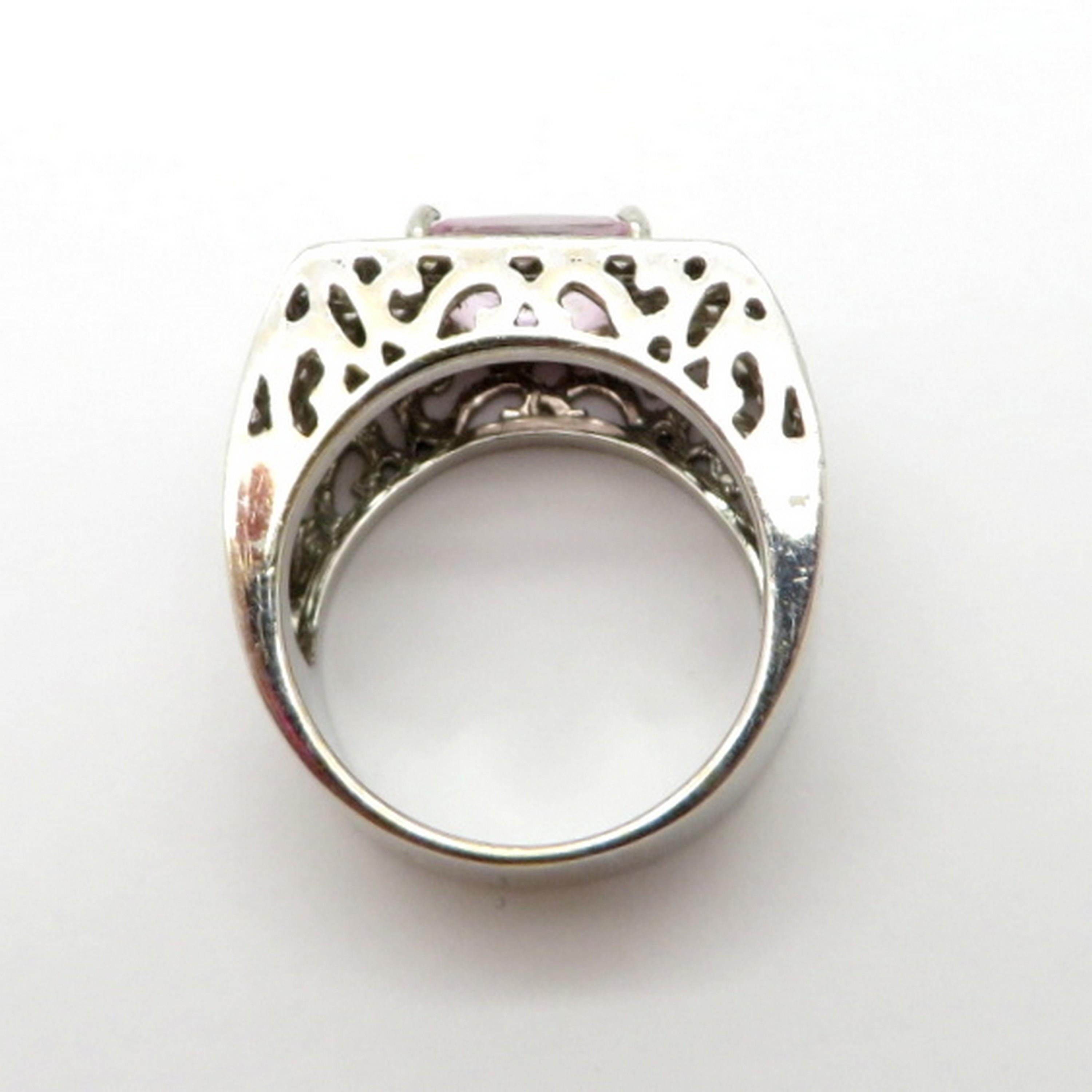 Bague de créateur en or blanc 18 carats avec tourmaline rose et diamants, poinçonnée à la française en vente 1