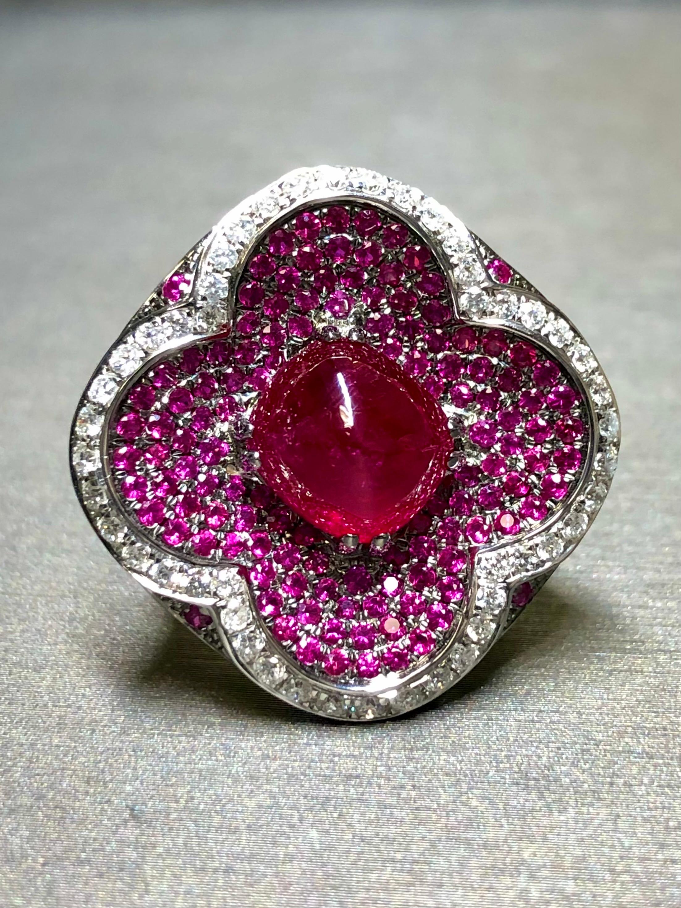 Sugarloaf Cabochon Estate 18K White Gold Sugarloaf Ruby Diamond Clover Cocktail Ring 6.91cttw Sz 7 For Sale
