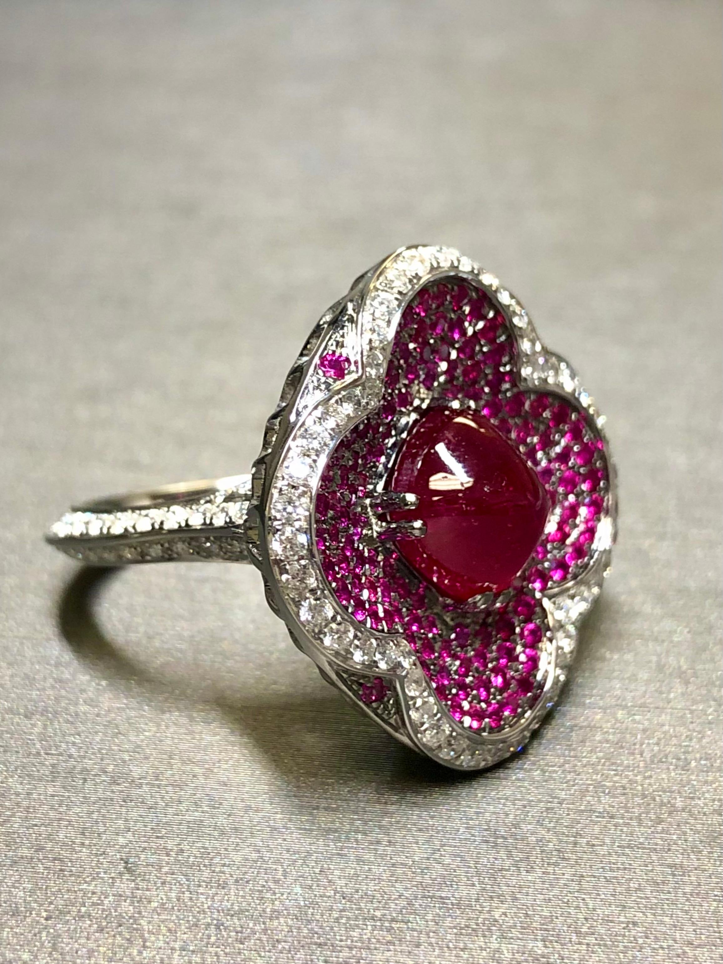 Estate 18K White Gold Sugarloaf Ruby Diamond Clover Cocktail Ring 6.91cttw Sz 7 In Excellent Condition For Sale In Winter Springs, FL