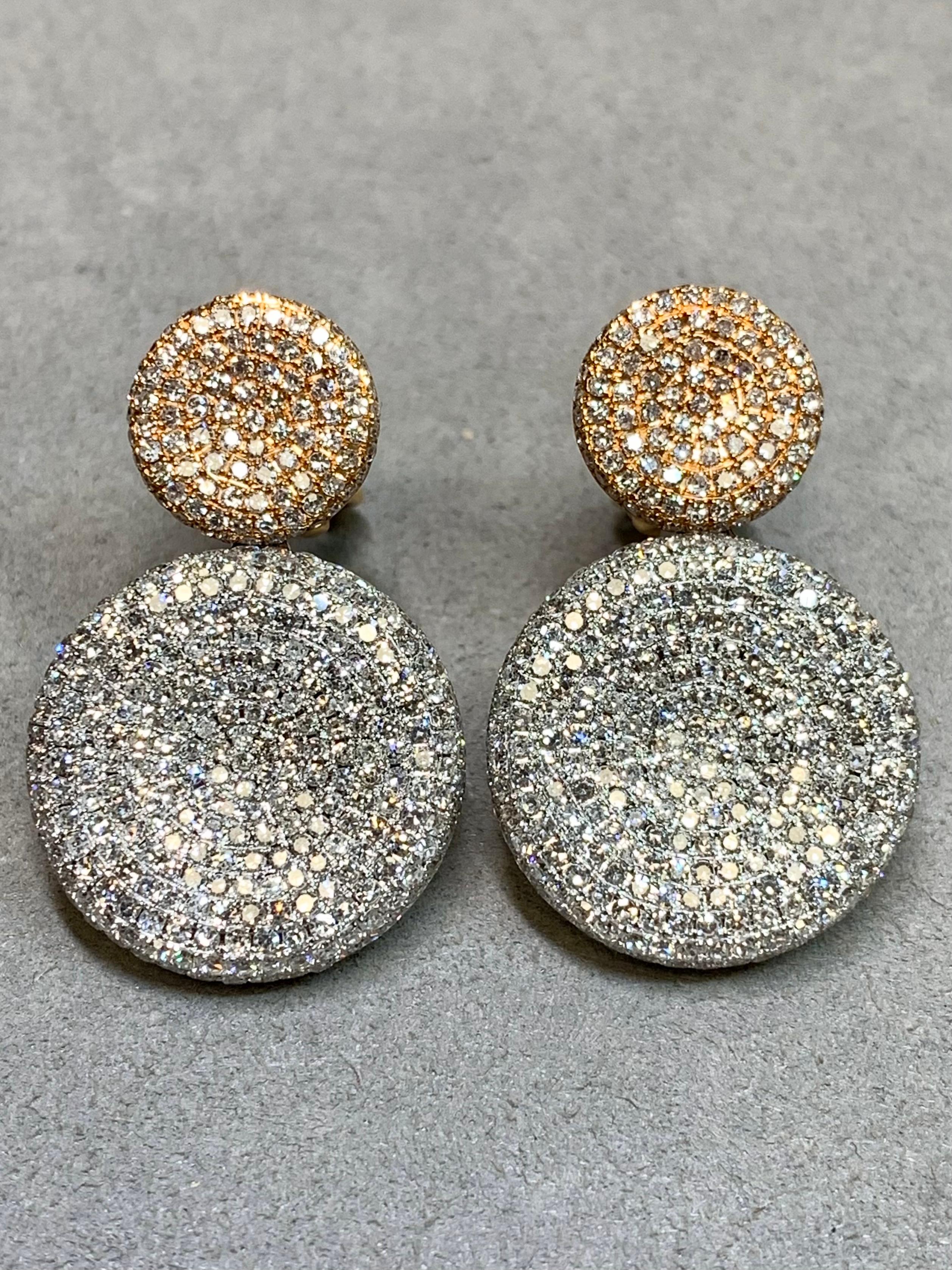 da uomo o donna Orecchini a disco con pavé in oro bianco 18 carati Estate 8.50ctw G Vs in vendita