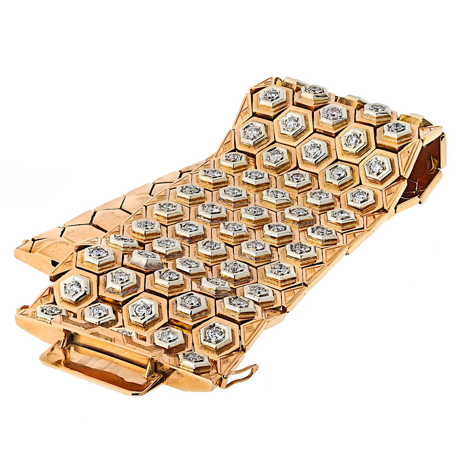 Round Cut Estate 18K Yellow Gold 12.00cttw Diamond Honeycomb Carpet Bracelet For Sale