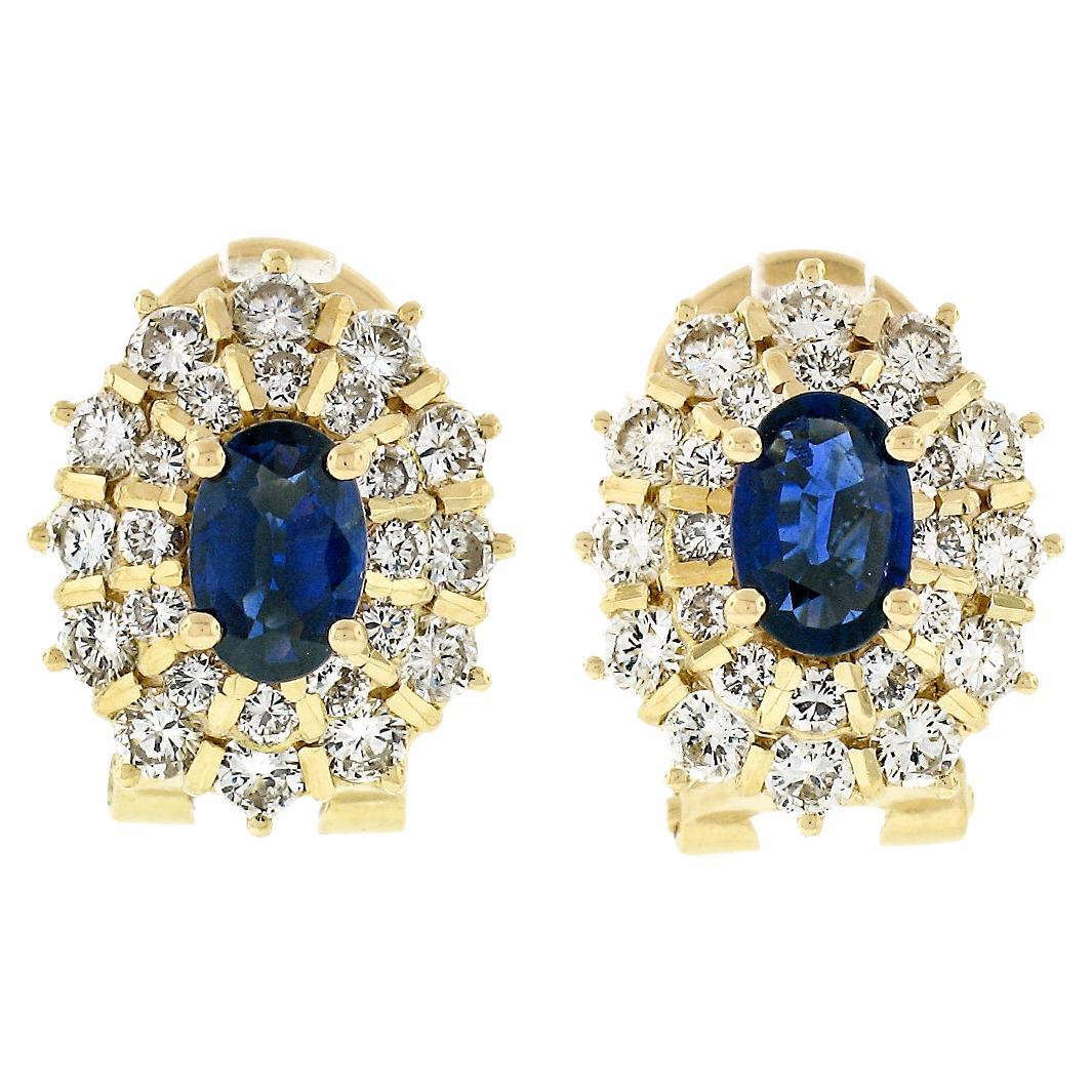 Boucles d'oreilles Halo à double étage en or jaune 18 carats avec saphir 2,70 carats et diamants