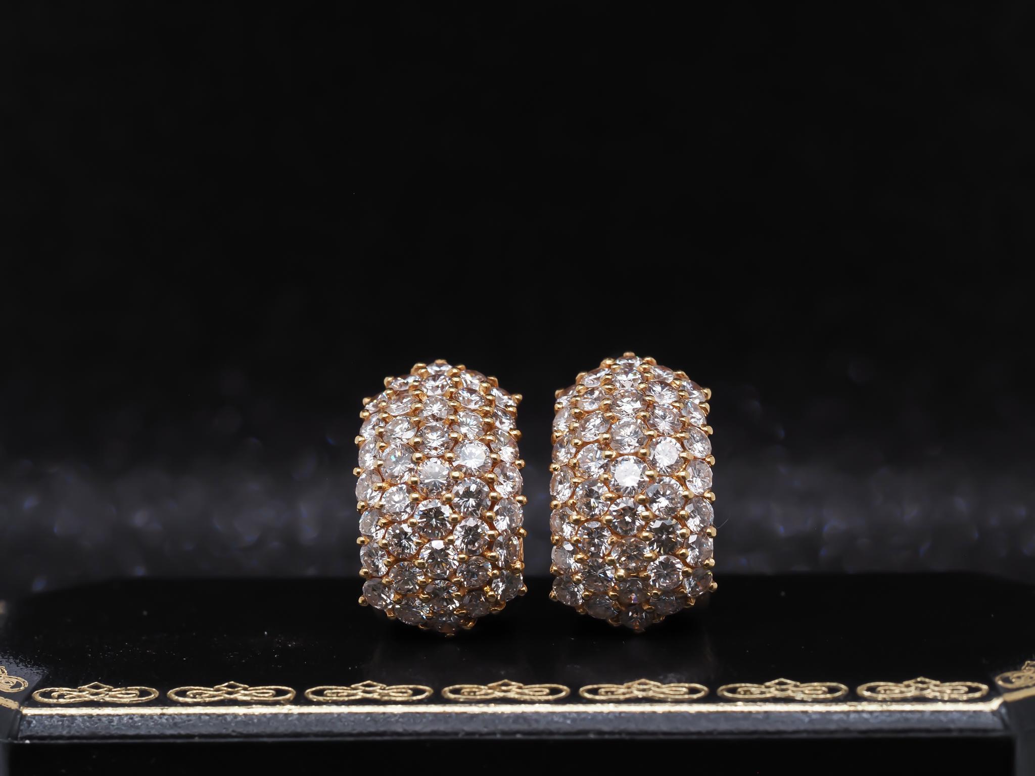 Estate 18K Yellow Gold 6.00ct Diamond Huggie Earrings - VHK#943

Year: 1980s

Item Details:
Metal Type: 18K Yellow Gold [Hallmarked, and Tested]
Weight: 12.3 grams

Diamond Details:
Weight: 6.00ct total weight
Cut: Round Brilliant
Color: