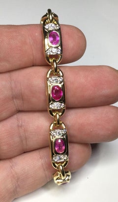 Estate 18K Yellow Gold 6.8 CTW Natural Ruby & Diamond Designer Bracelet 39 Grams