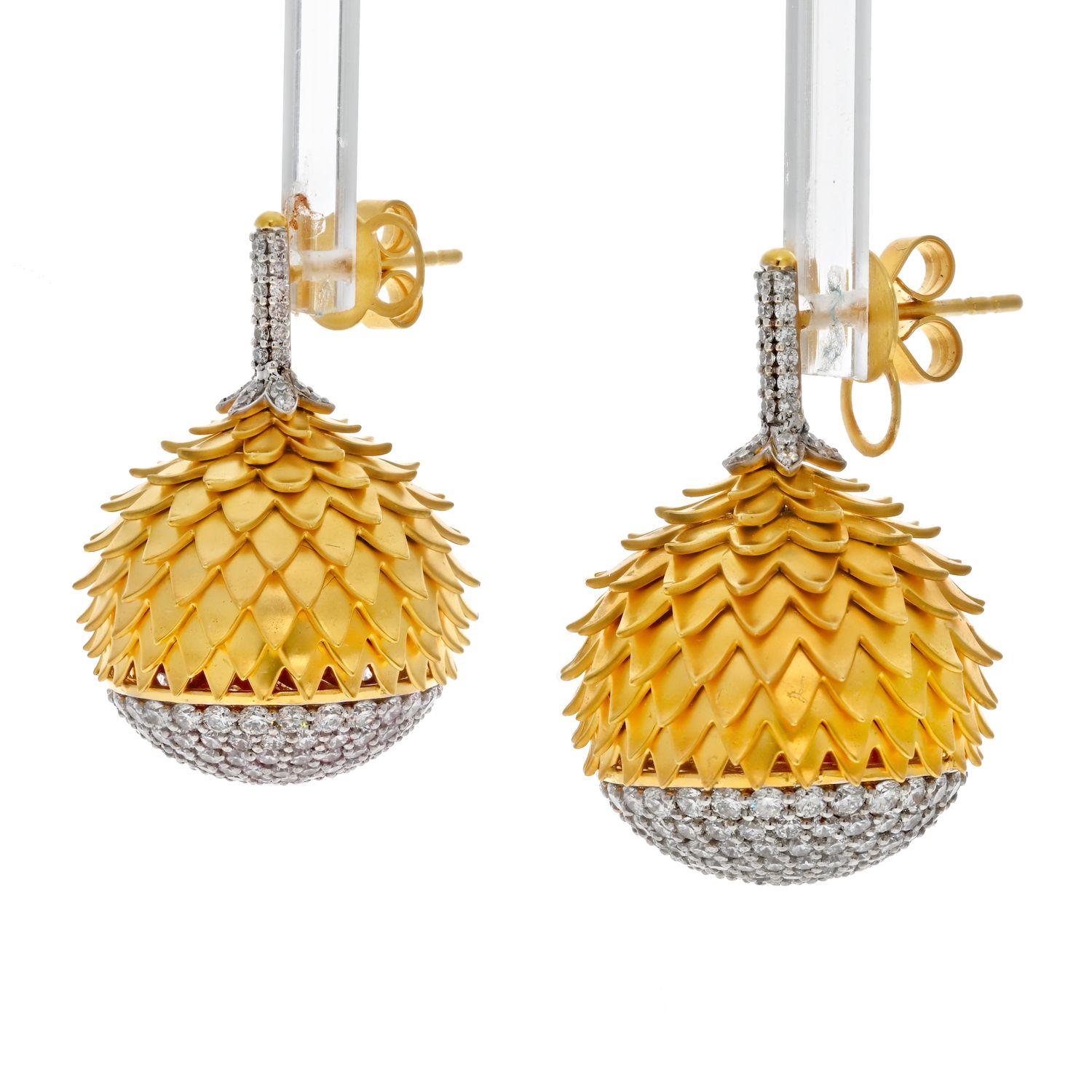 Modern Estate 18K Yellow Gold 8.00cts Diamond Acorn Drop Earrings