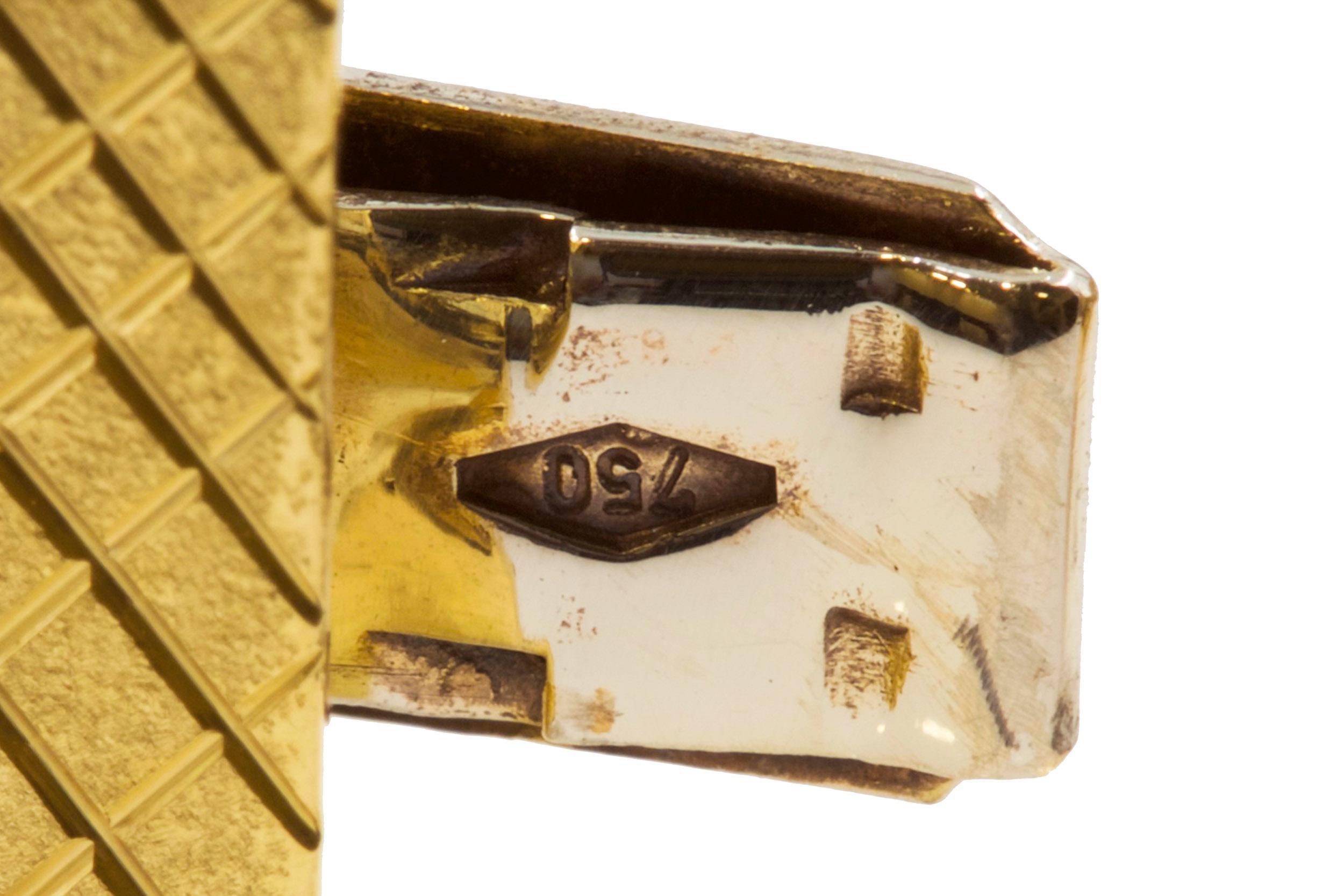 Estate 18K Yellow Gold Bright-Cut Bangle Bracelet For Sale 5