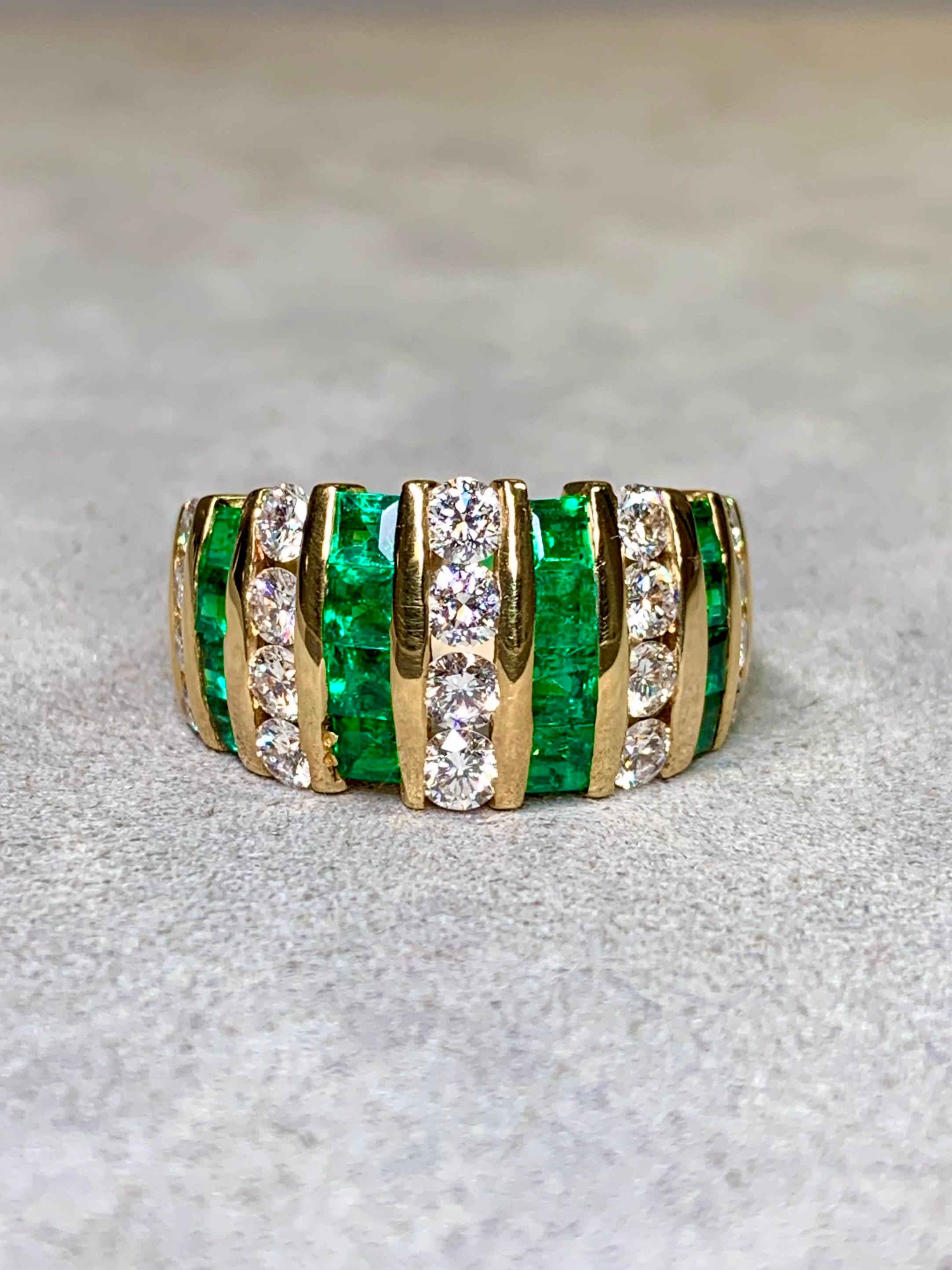 Estate 18K Gelbgold Channel Set Square Smaragd Diamant Cocktail Ring 4,60ctw im Zustand „Hervorragend“ im Angebot in Winter Springs, FL