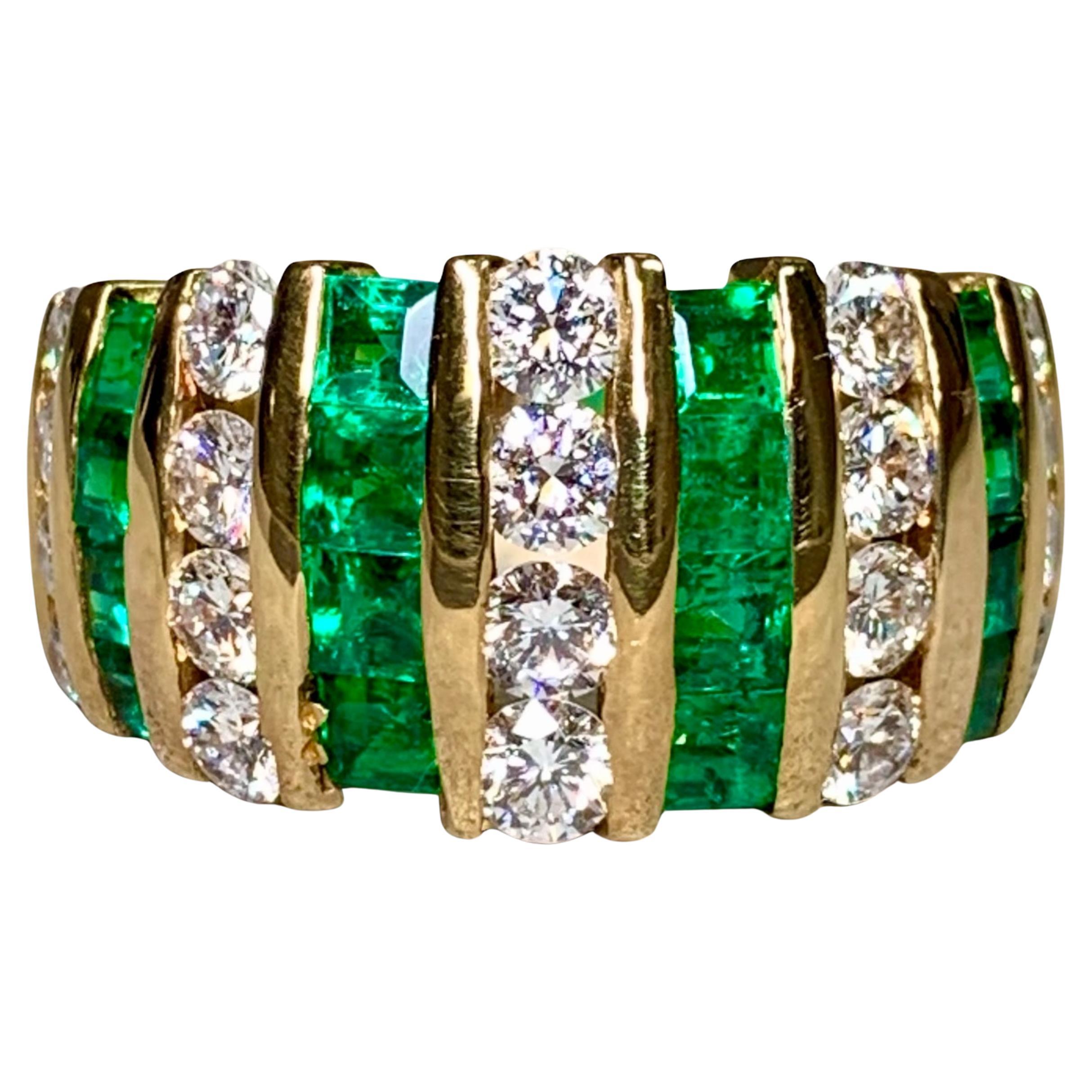 Estate 18K Gelbgold Channel Set Square Smaragd Diamant Cocktail Ring 4,60ctw im Angebot
