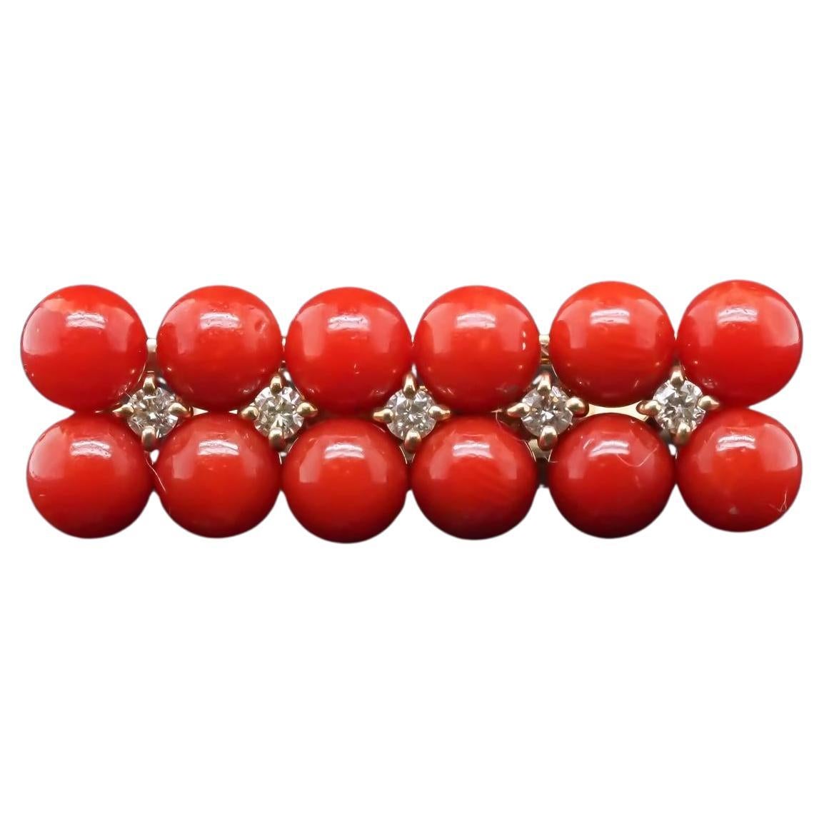 Estate 18K Yellow Gold Coral and Diamond Horizontal Bar Ring For Sale
