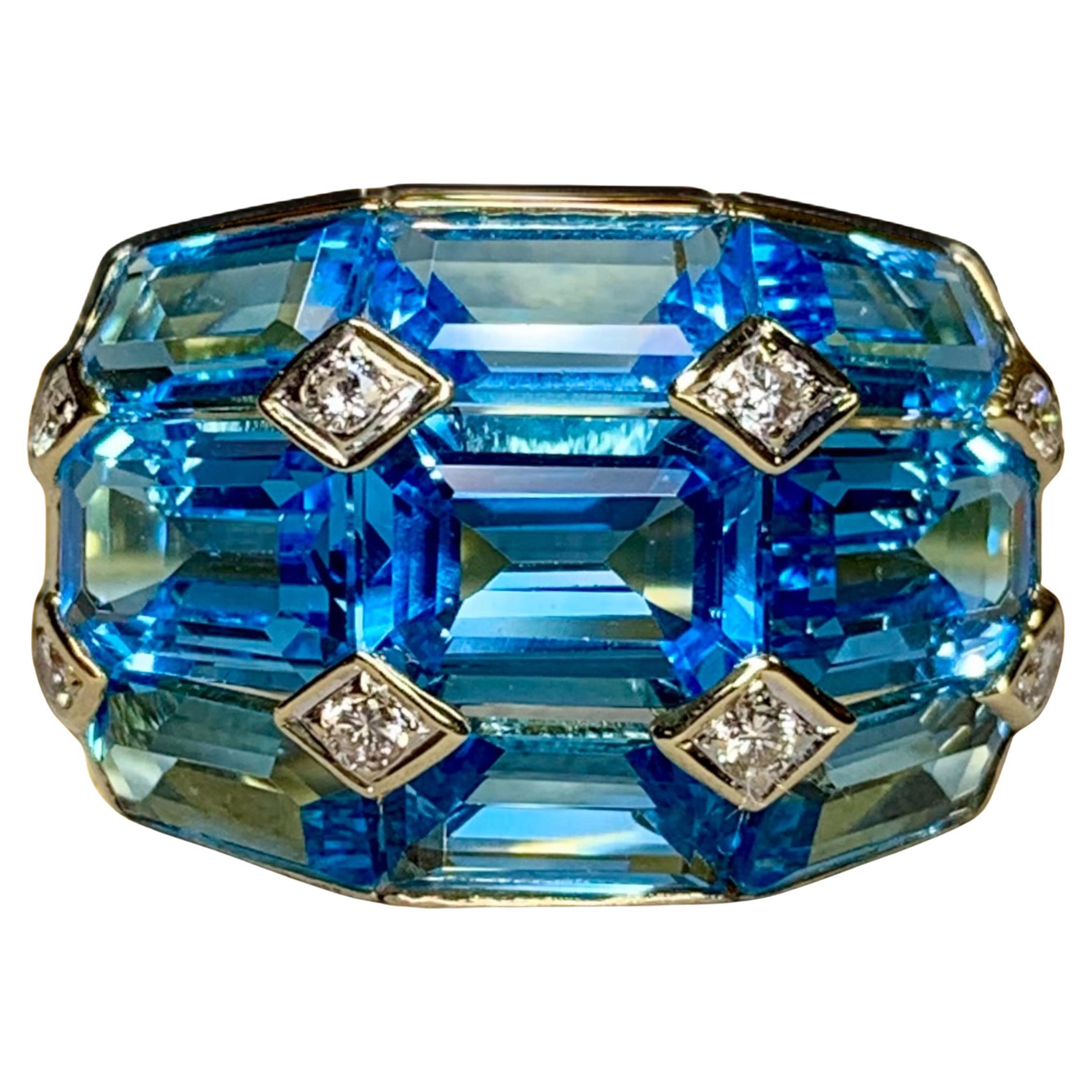 Estate 18K Yellow Gold Custom Calibrated Blue Topaz Diamond Ring 13.20ctw