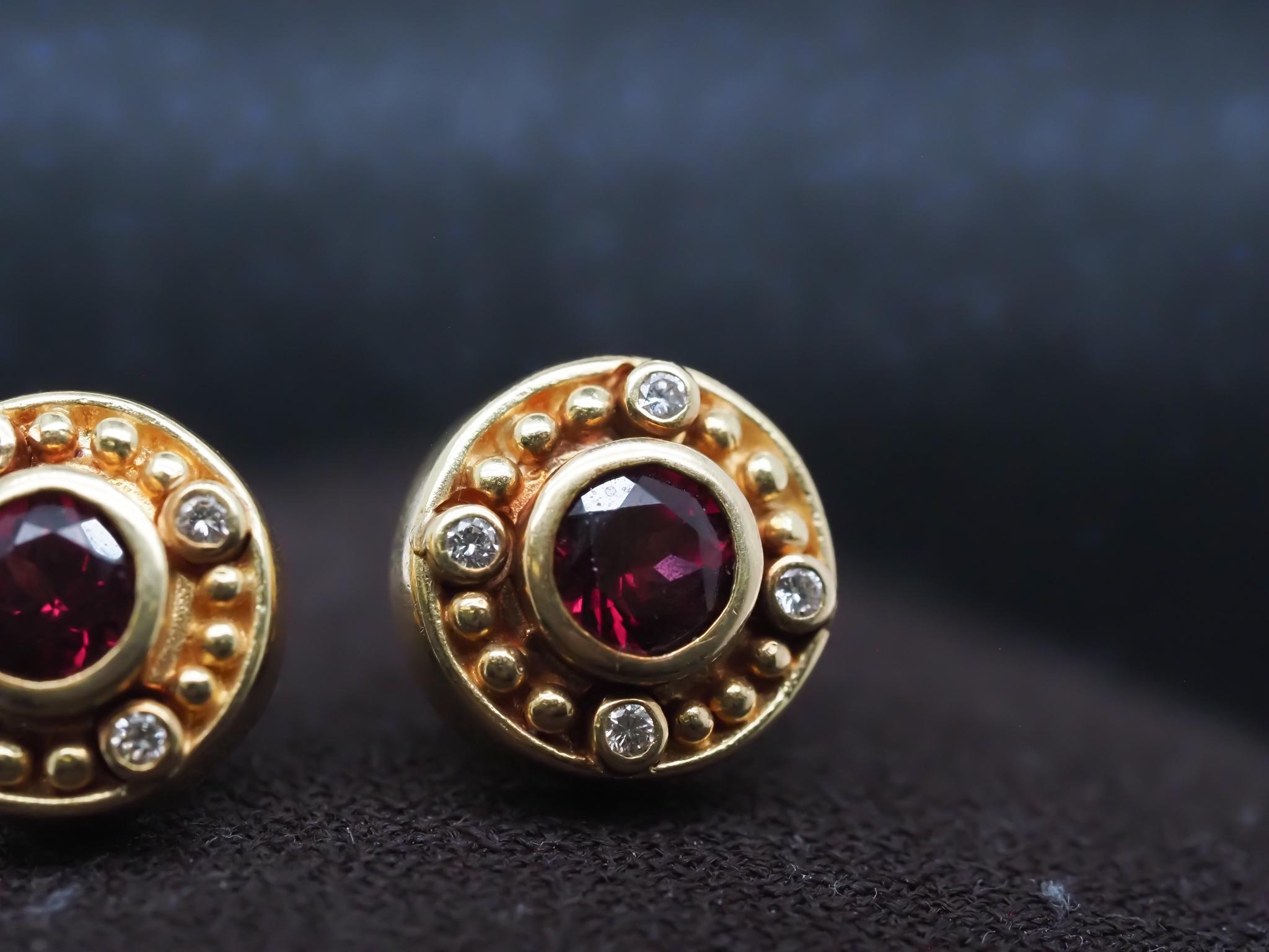 Boucles d'oreilles en or jaune 18K avec diamants et tourmaline - VHK#573a en vente 5