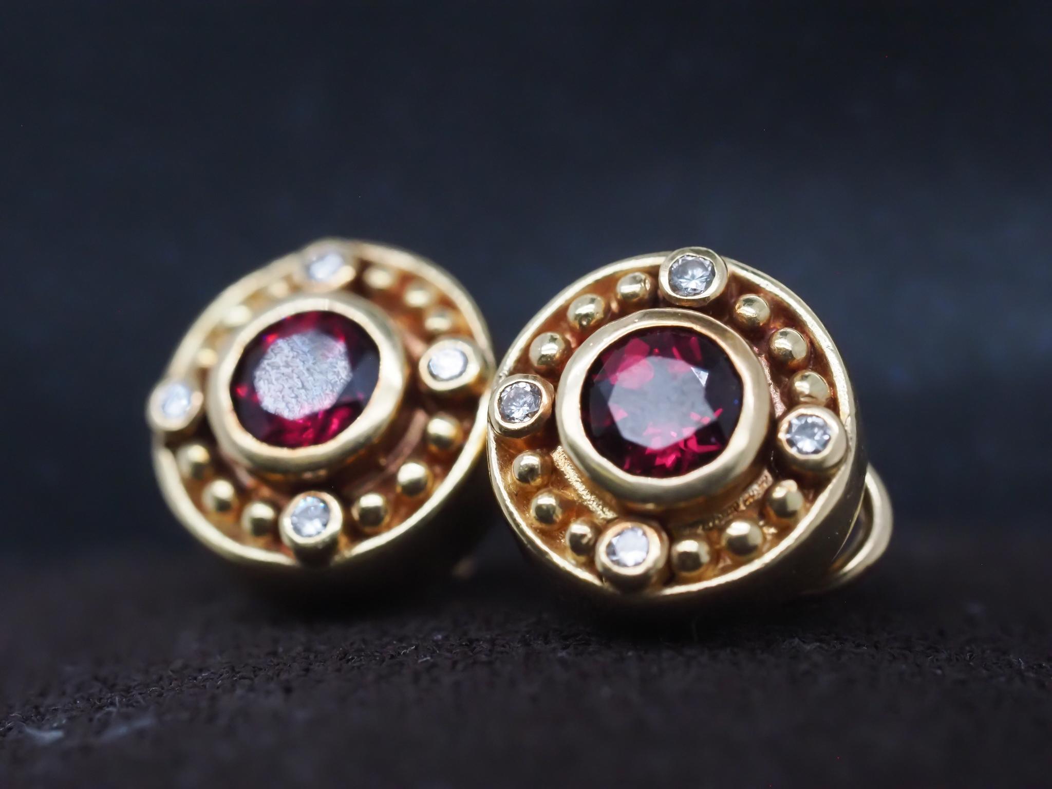 Boucles d'oreilles en or jaune 18K avec diamants et tourmaline - VHK#573a Pour femmes en vente