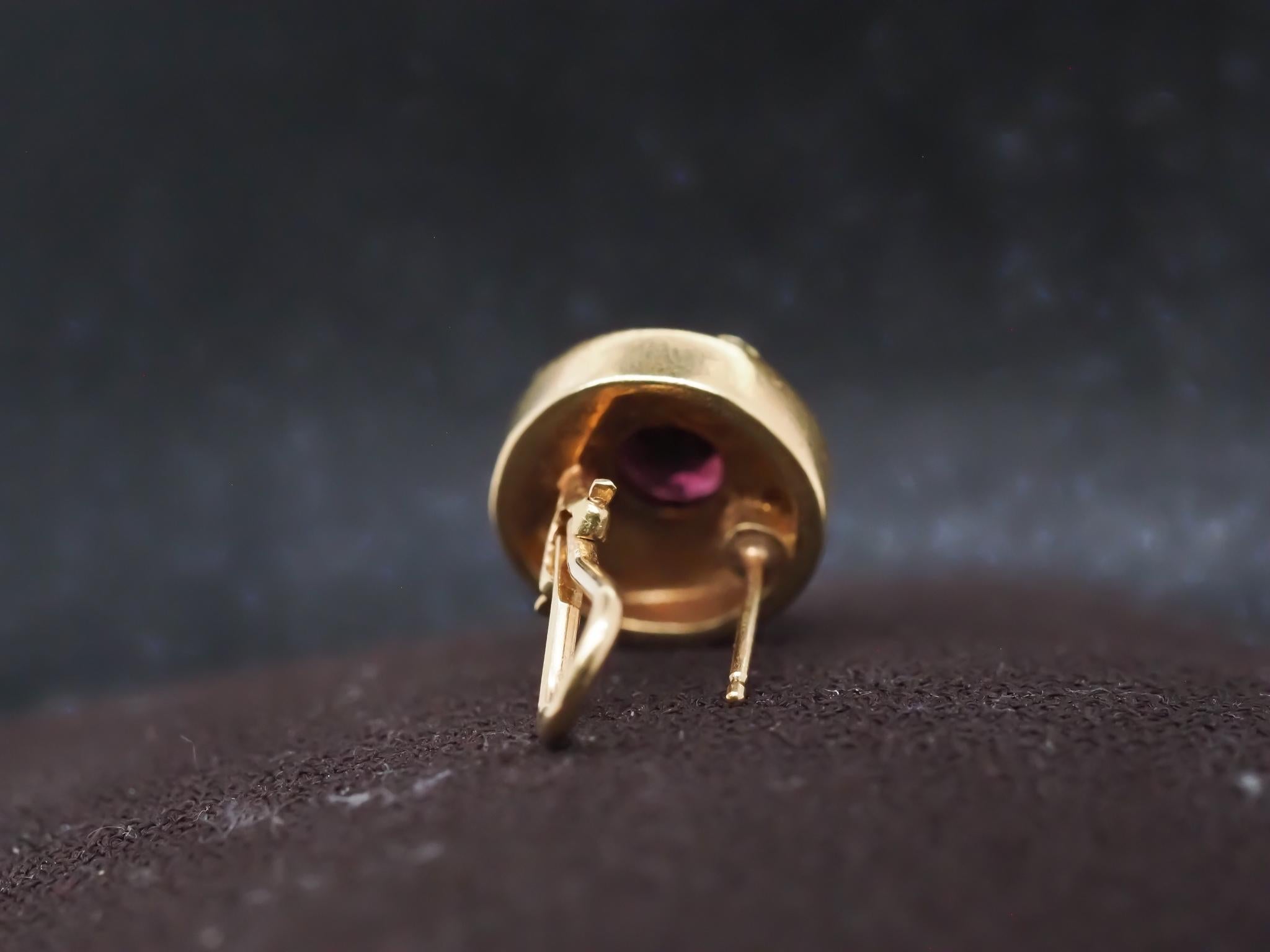 Boucles d'oreilles en or jaune 18K avec diamants et tourmaline - VHK#573a en vente 2