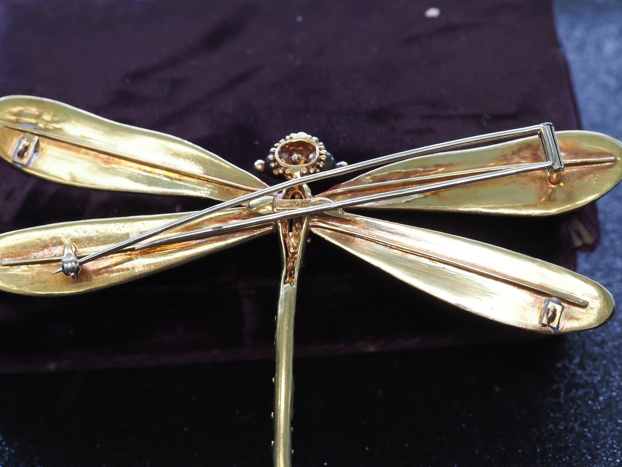 Broche extra large libellule en or jaune 18 carats - VHK#5a en vente 3
