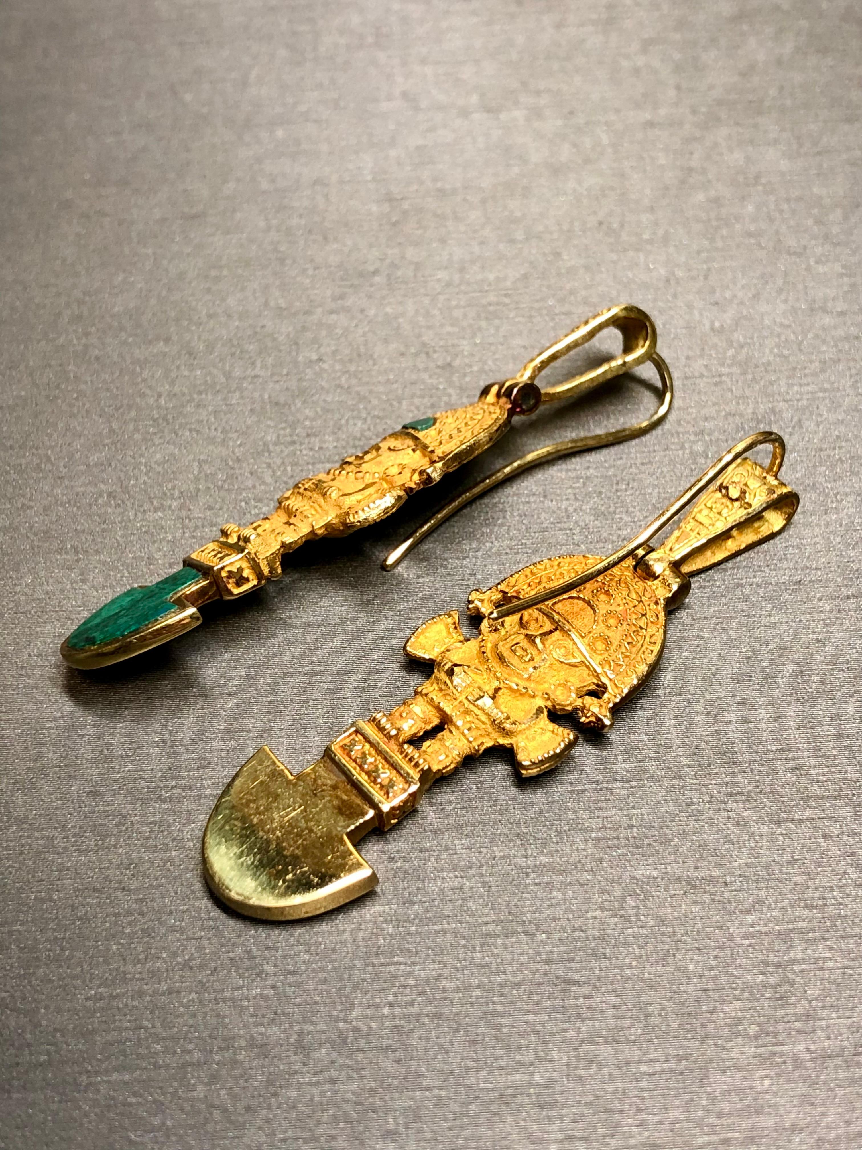 Tumbled Estate 18K Yellow Gold Malachite Peruvian Tumi Deity Hook Back Drop Earrings For Sale