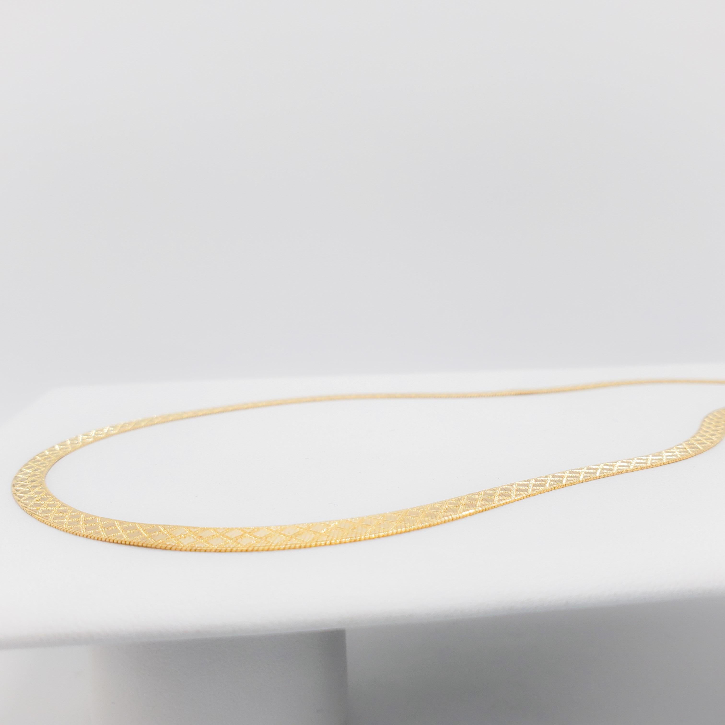 Estate 18 Karat Yellow Gold Necklace Chain In Excellent Condition In Los Angeles, CA