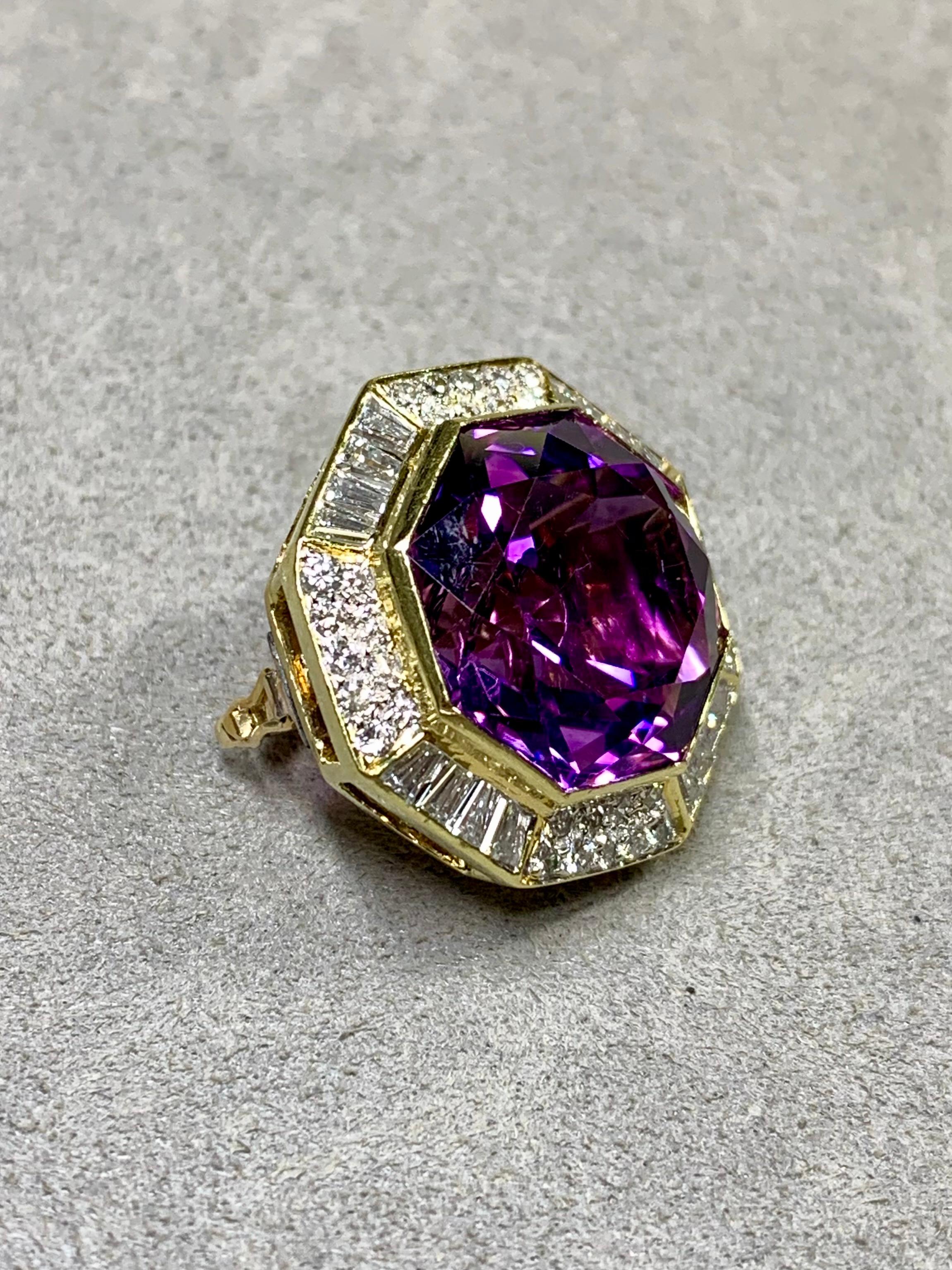 Contemporain Pendentif de succession en or jaune 18 carats, améthyste octogonale et diamant 12,10 carats en vente