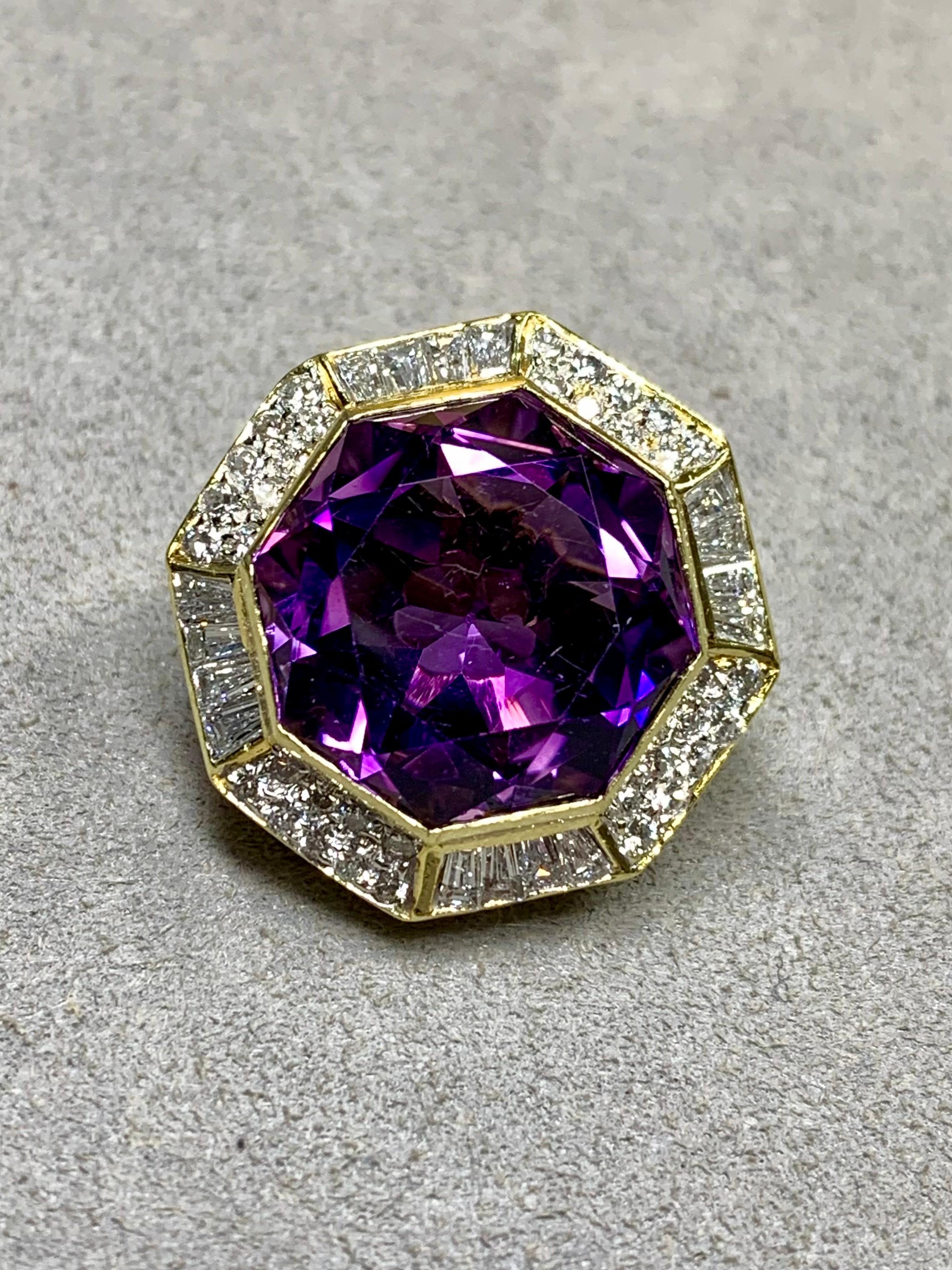Taille octogone Pendentif de succession en or jaune 18 carats, améthyste octogonale et diamant 12,10 carats en vente