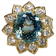 Bague Cocktail en or jaune 18K aigue-marine ovale diamantée 11.65ctw