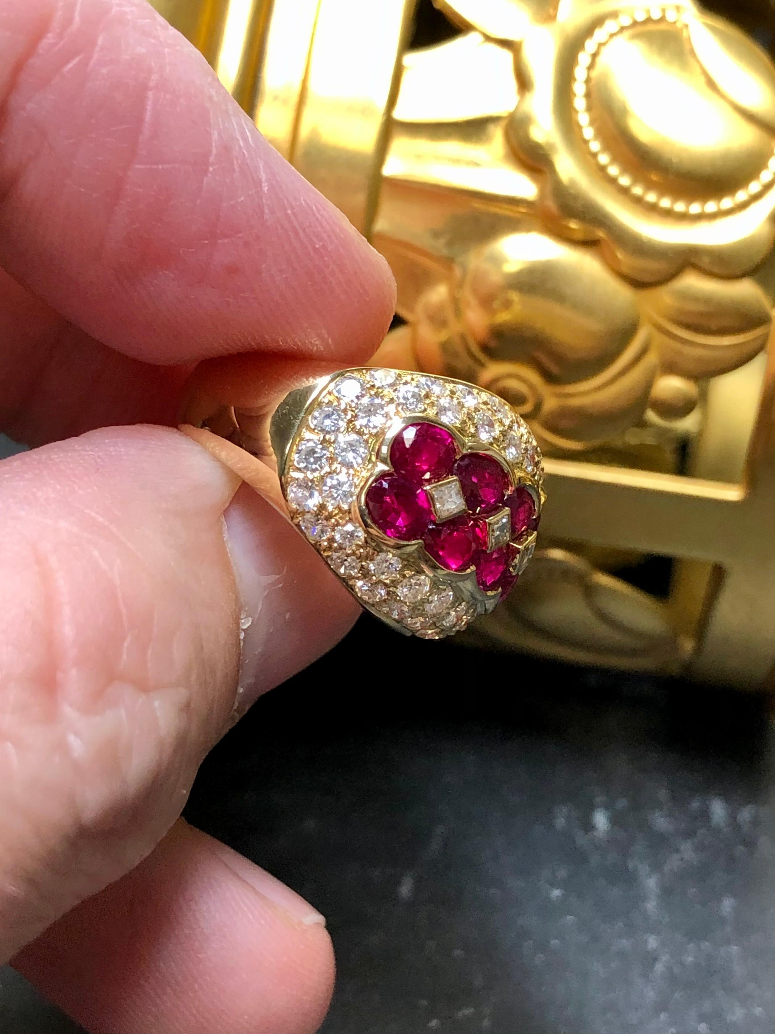 Women's or Men's Estate 18K Yellow Gold Oval Ruby Pave Diamond Cocktail Ring 4.57cttw Sz 5.5 For Sale