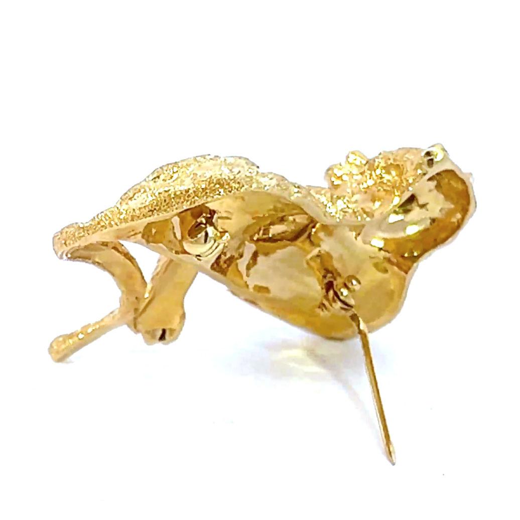 Retro Estate 18K Yellow Gold Panther Brooch Pin For Sale