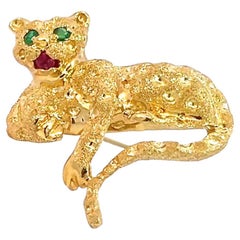 Estate 18K Yellow Gold Panther Brooch Pin