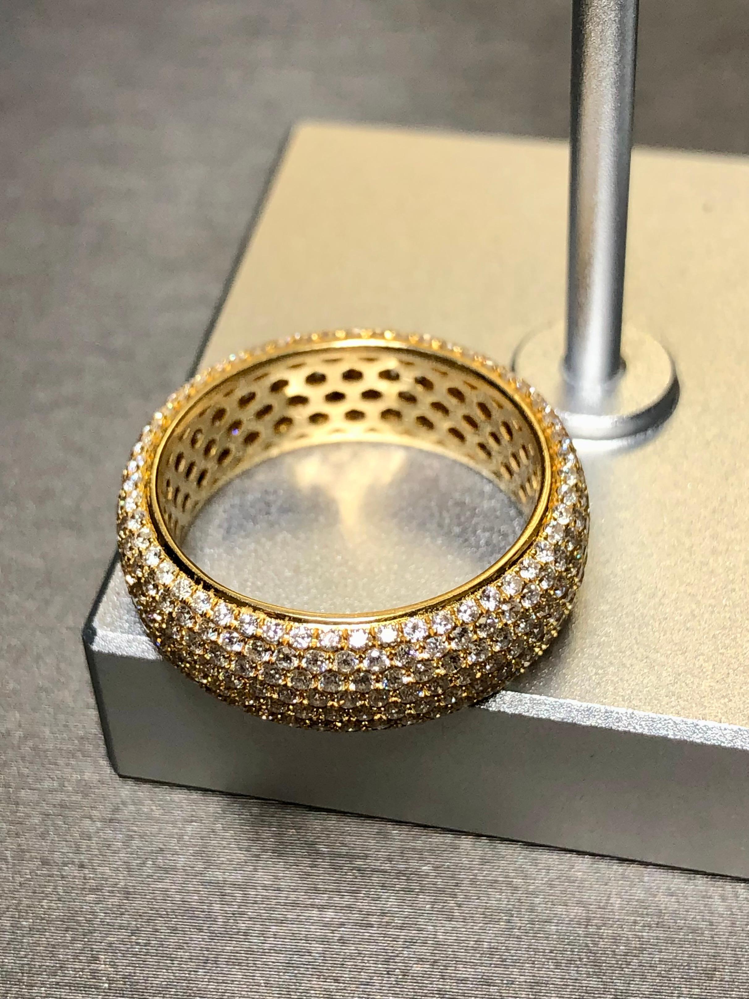 Estate 18K Yellow Gold Pave Diamond Eternity Band 3.50cttw Sz 7.5 For Sale 4