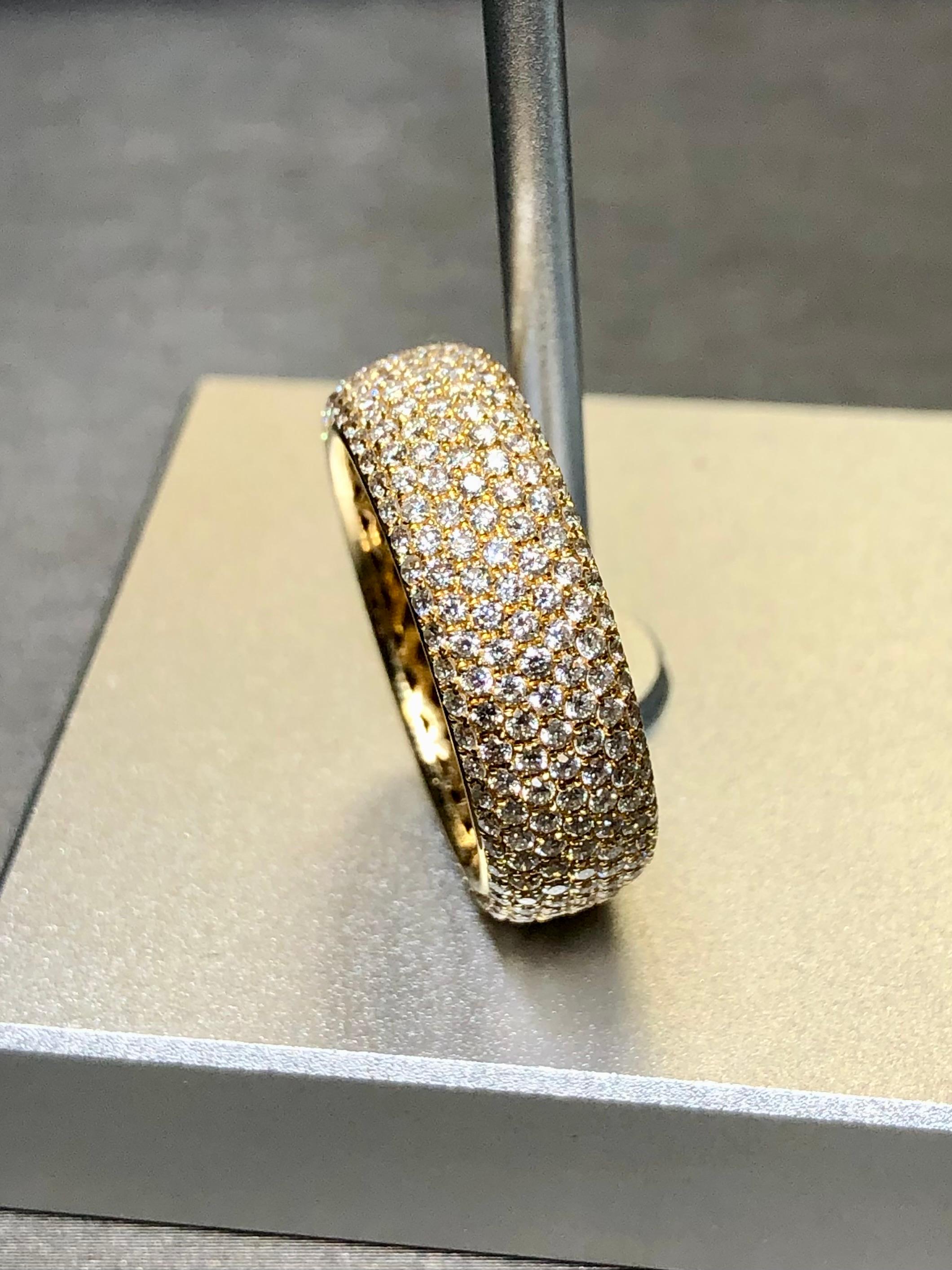Estate 18K Yellow Gold Pave Diamond Eternity Band 3.50cttw Sz 7.5 For Sale 3