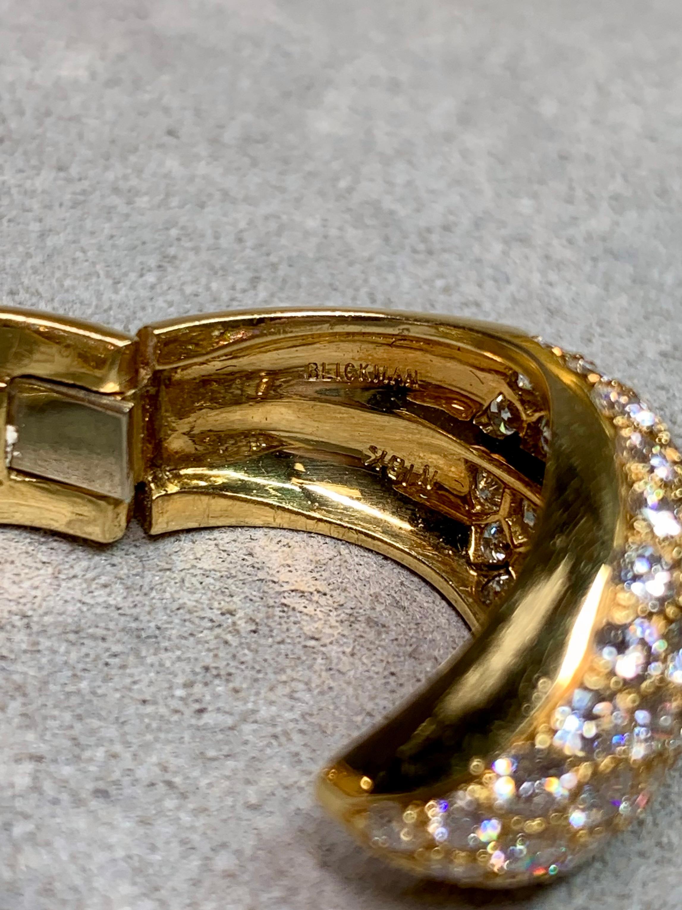 Bague de cocktail en or jaune 18K Pavé de diamants à charnière par Blickman en vente 3