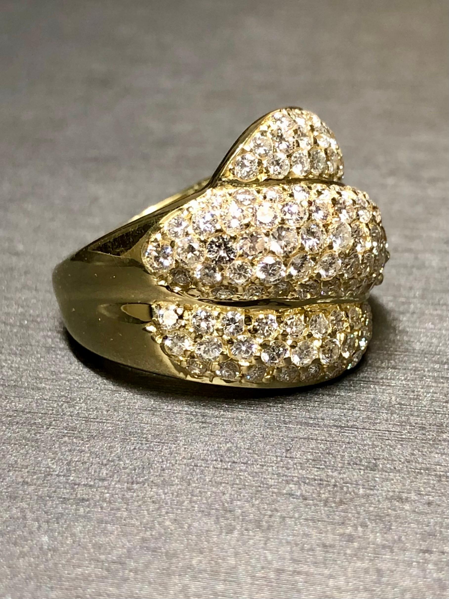 Round Cut Estate 18K Yellow Gold Pave Diamond Wide Scalloped Bypass Ring 2.70cttw Sz 6.5 For Sale