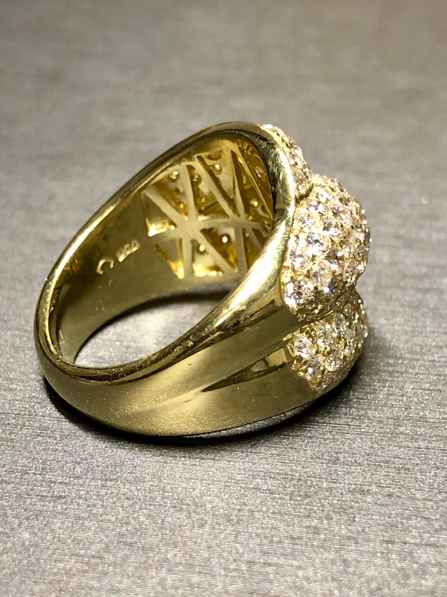 Estate 18K Yellow Gold Pave Diamond Wide Scalloped Bypass Ring 2.70cttw Sz 6.5 In Good Condition For Sale In Winter Springs, FL