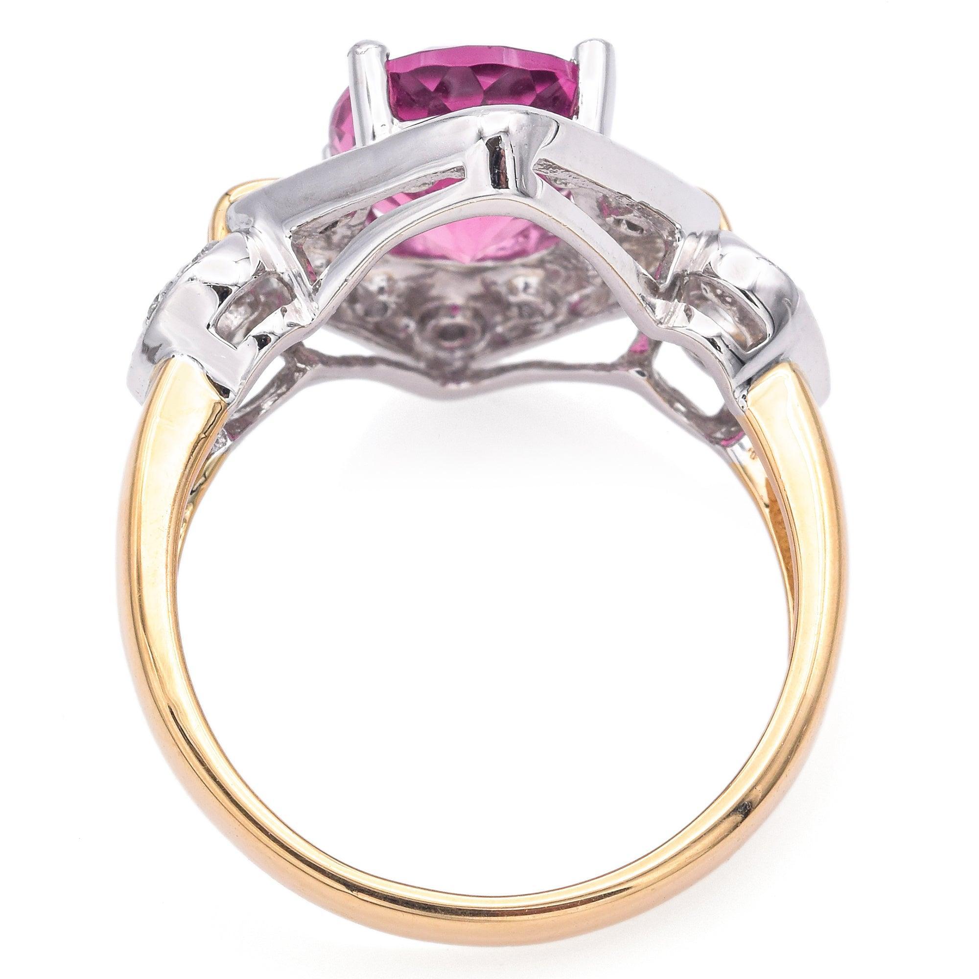 Bague de succession en or jaune 18 carats et platine avec tourmaline rose 3,6 carats et diamants taille 9 Bon état - En vente à New York, NY